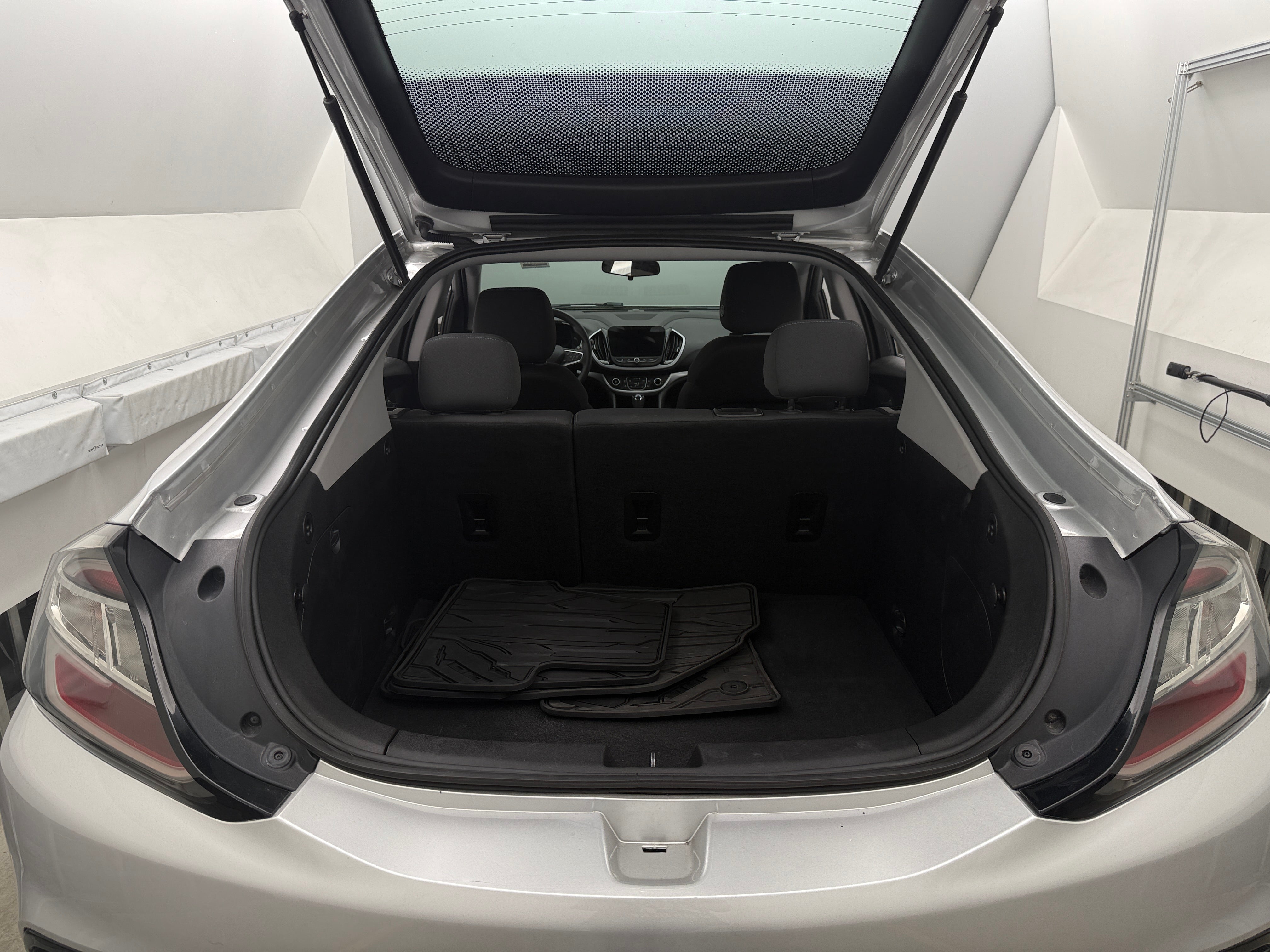 2018 Chevrolet Volt LT 7