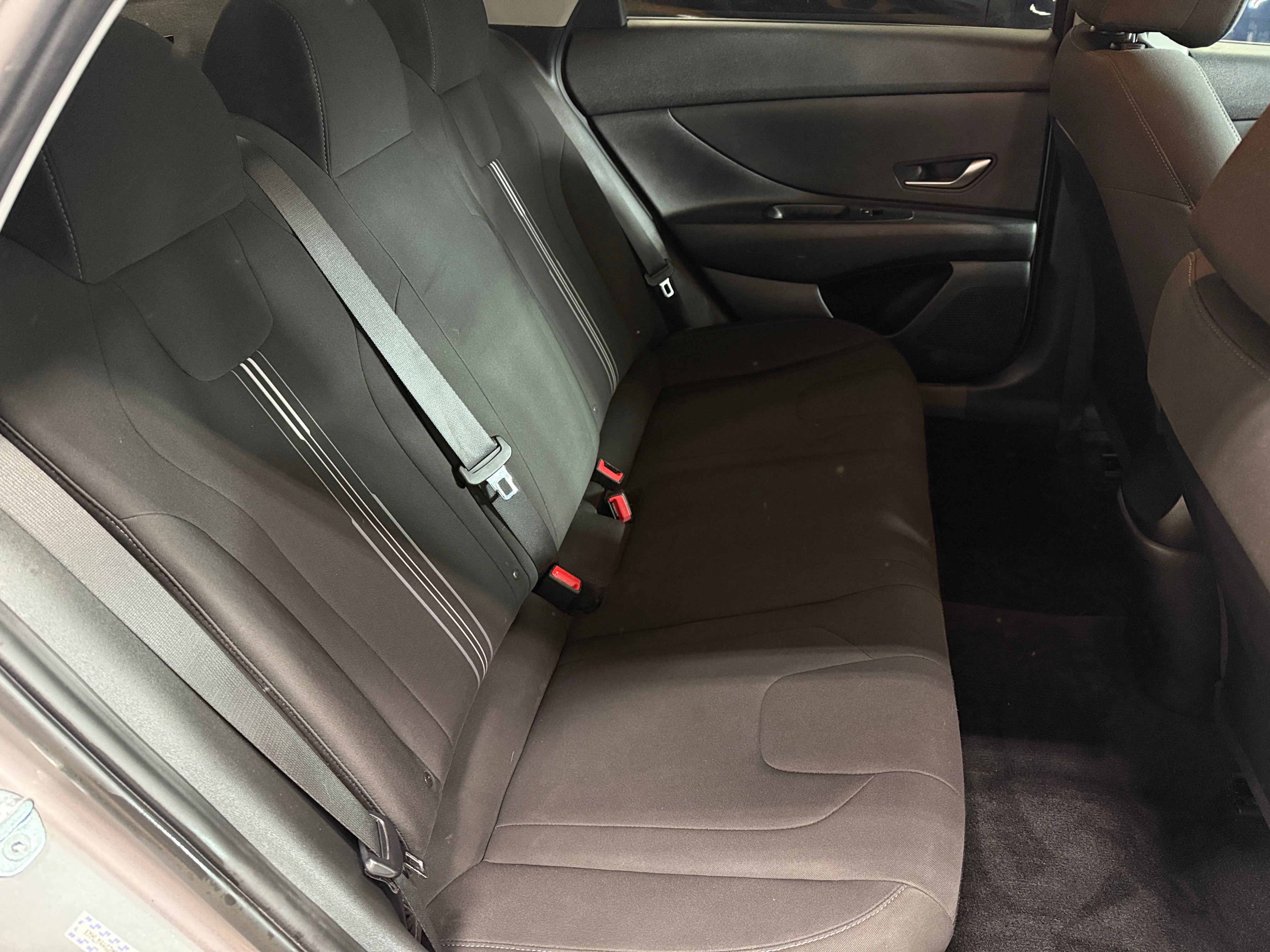 2021 Hyundai Elantra SEL 6