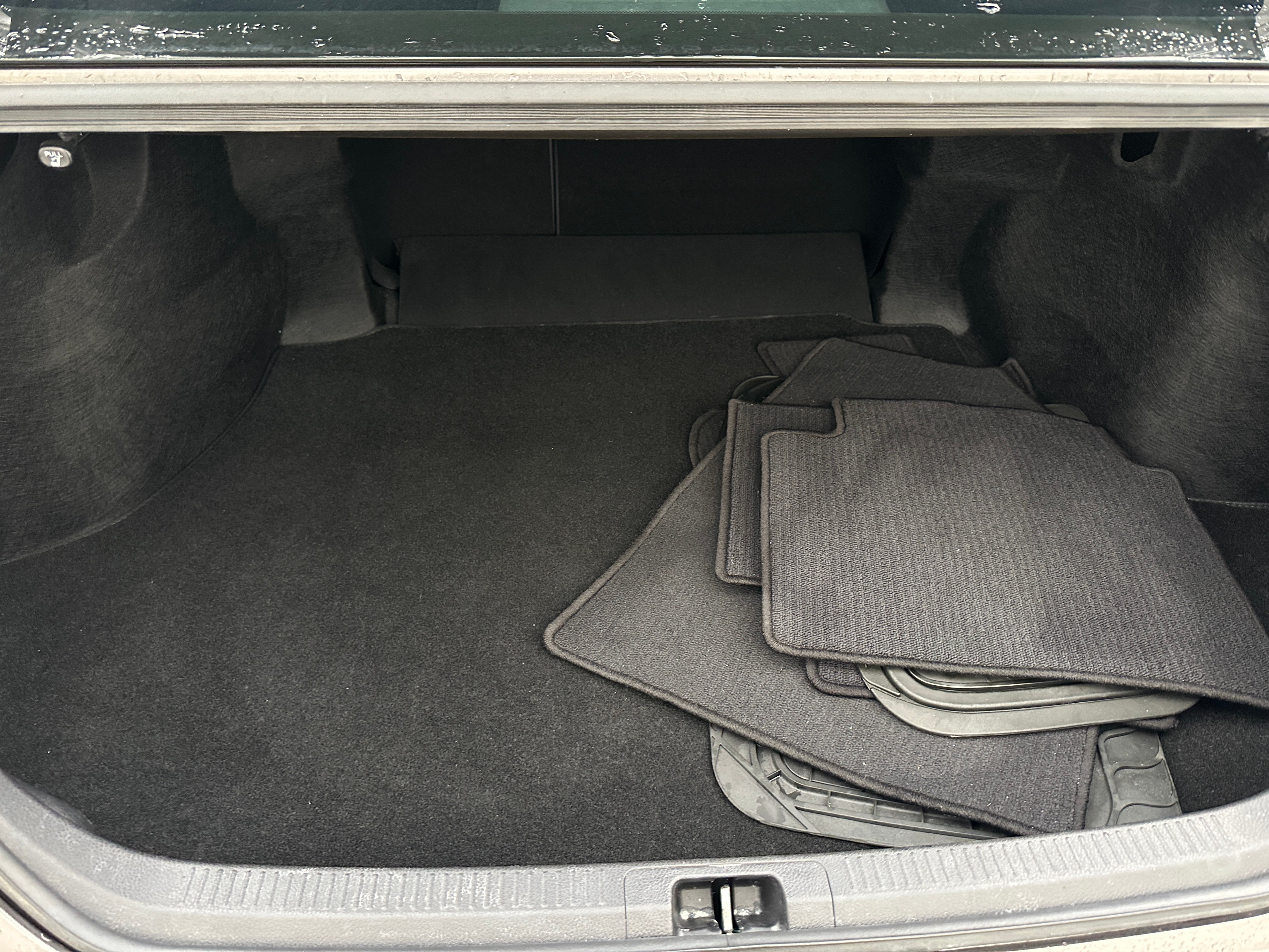2019 Toyota Camry SE 7