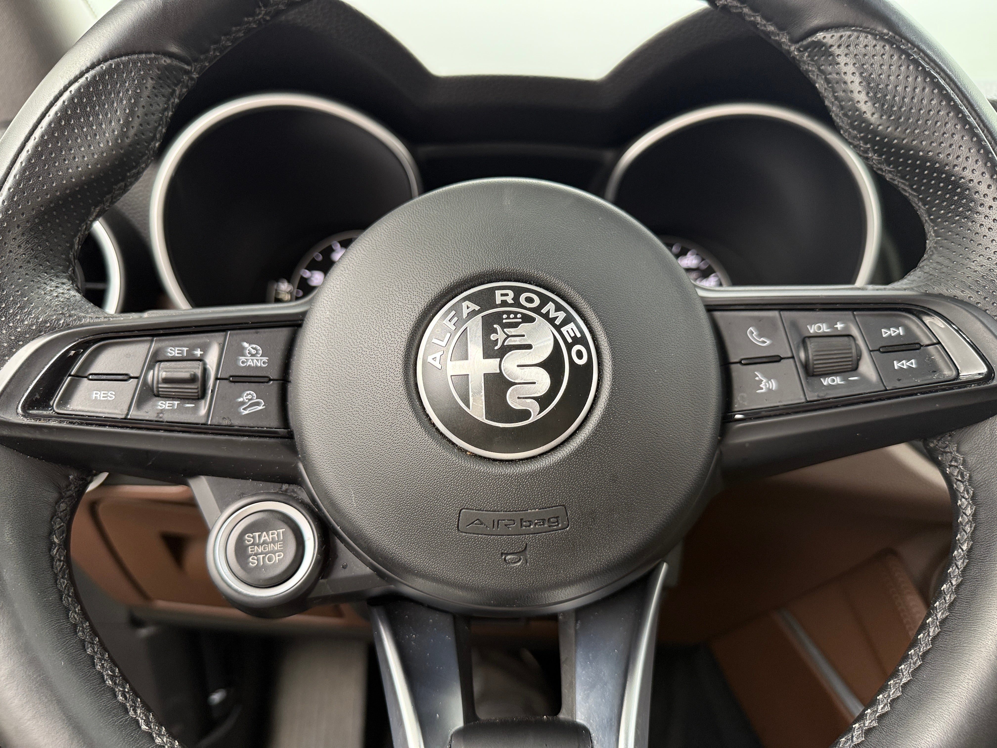 2020 Alfa Romeo Stelvio Ti 4