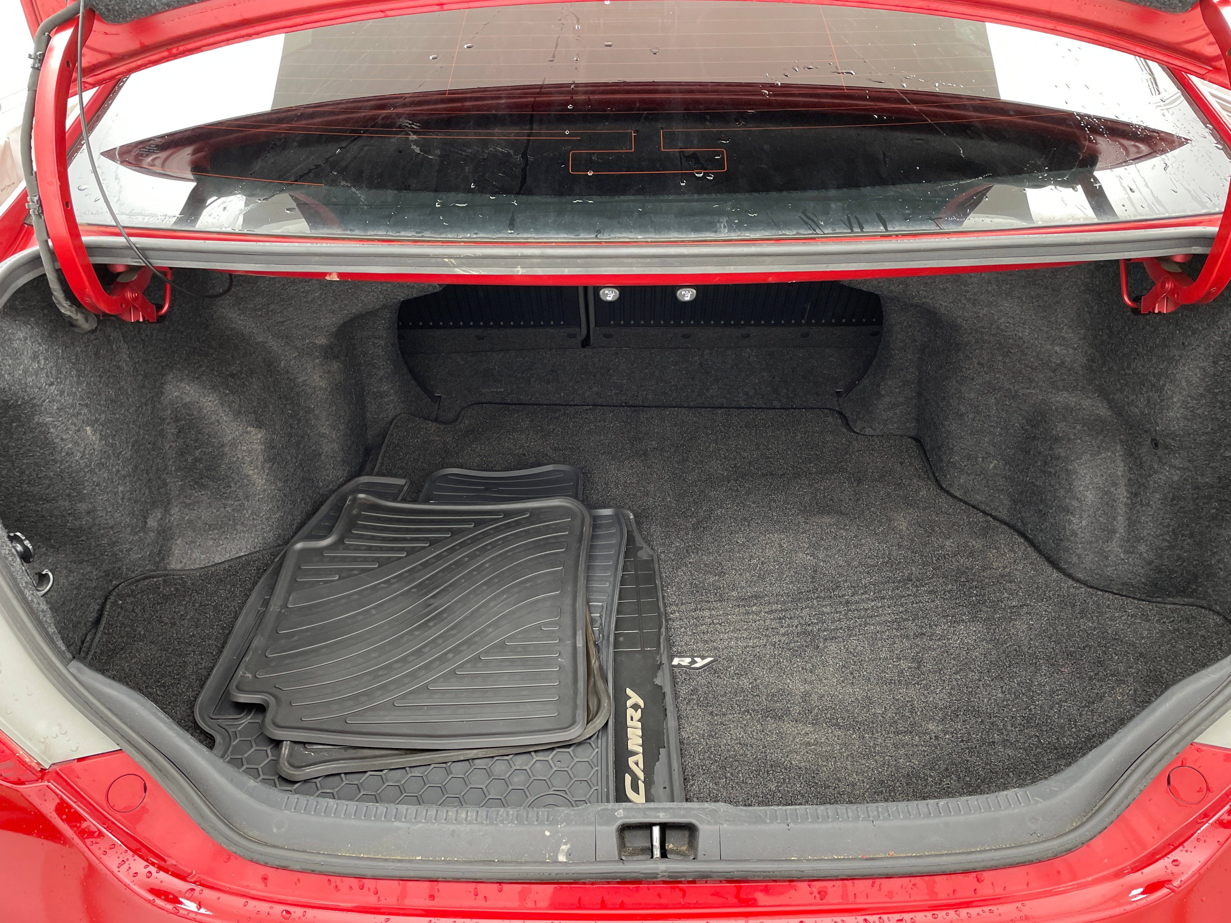 2012 Toyota Camry SE 7