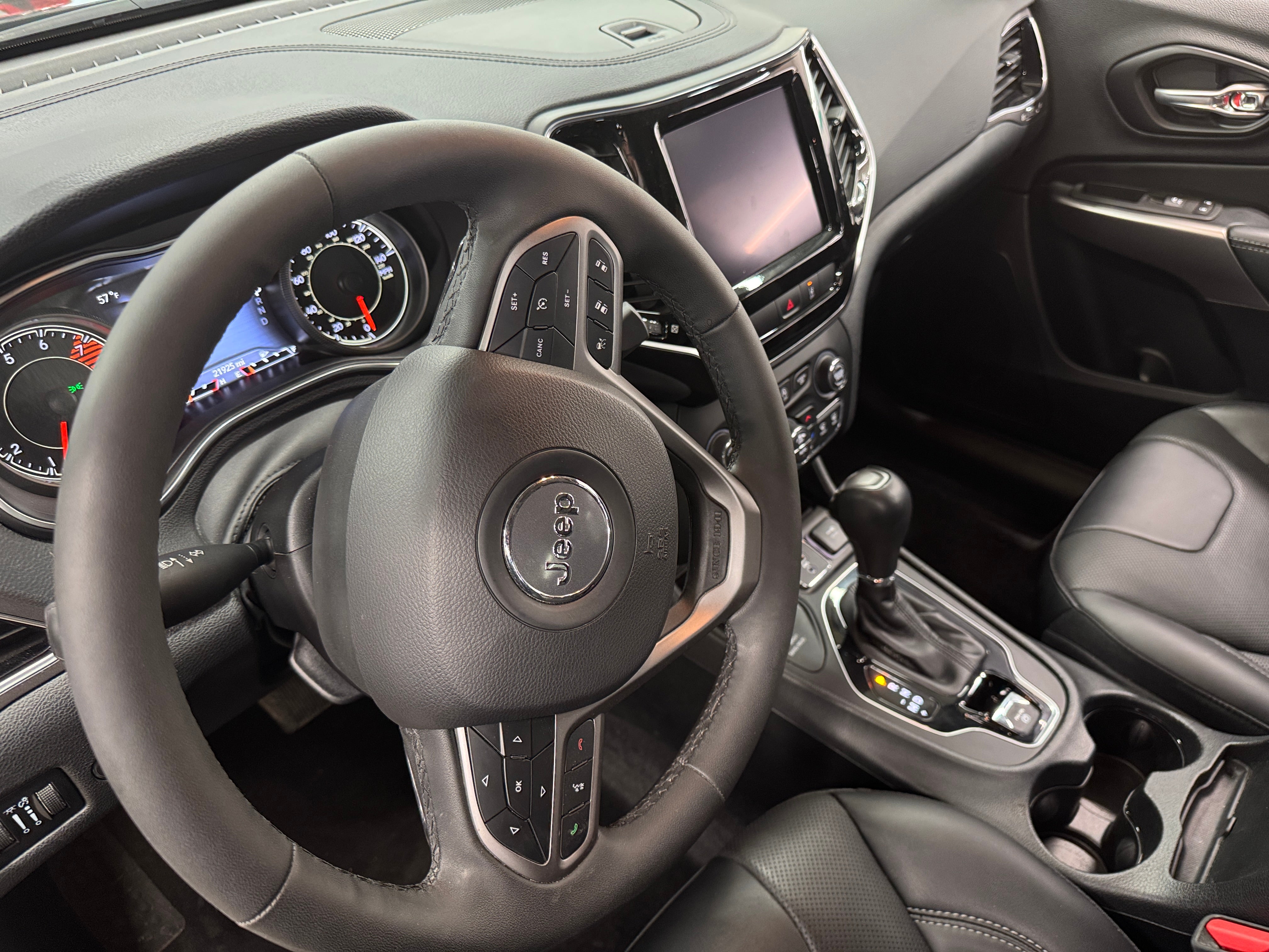 2022 Jeep Cherokee Limited Edition 2