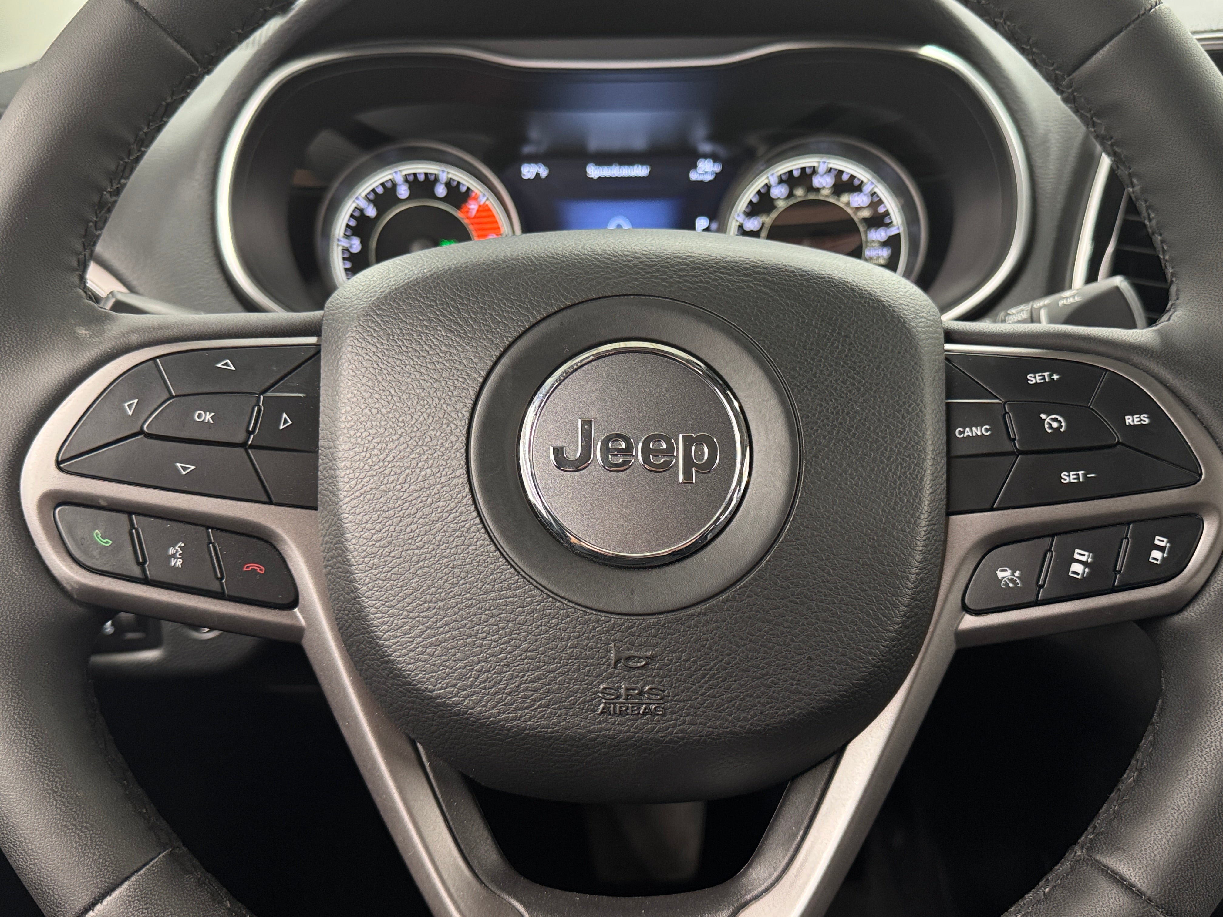 2022 Jeep Cherokee Limited Edition 4