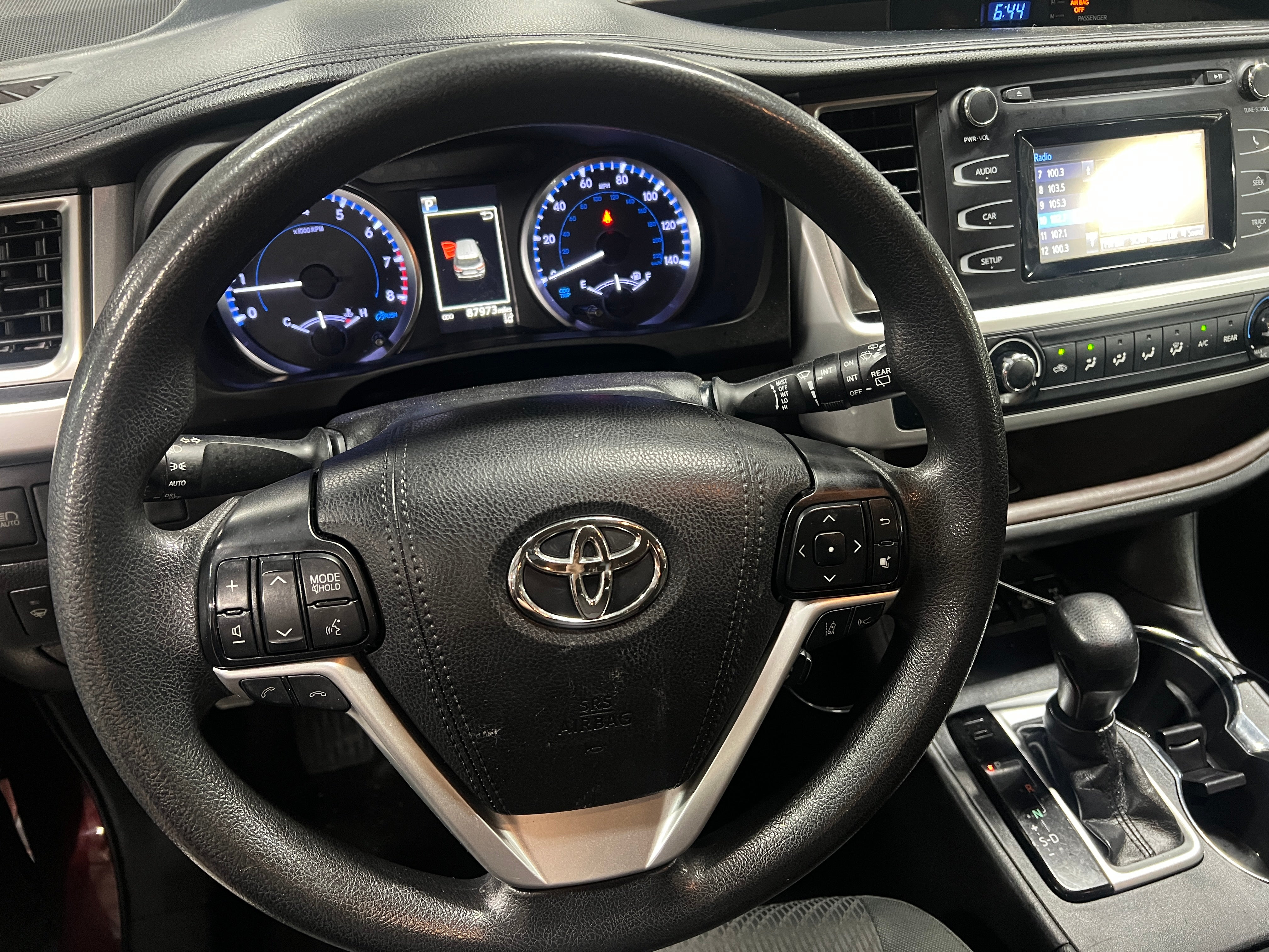 2019 Toyota Highlander LE 5