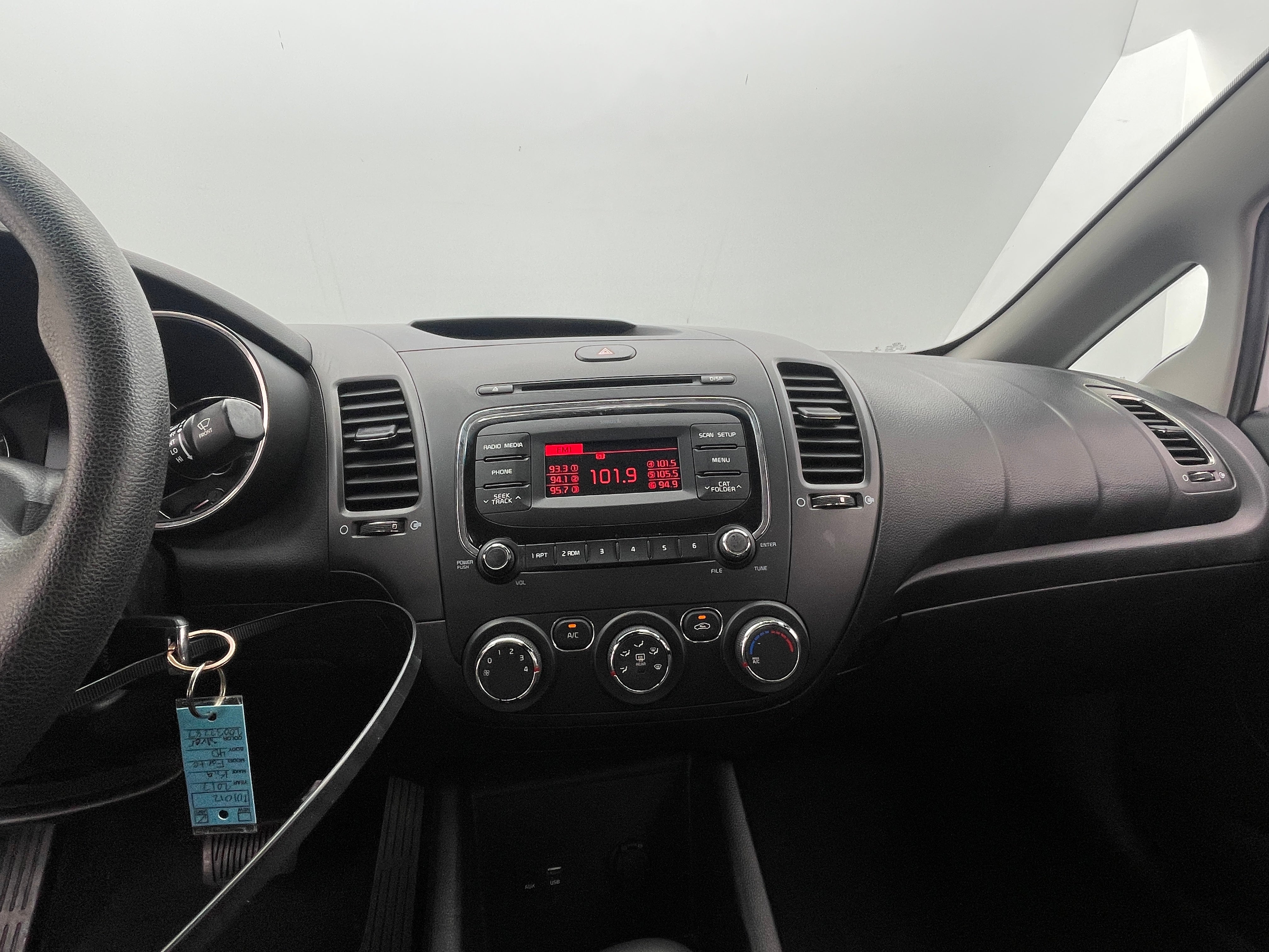 2017 Kia Forte LX 4