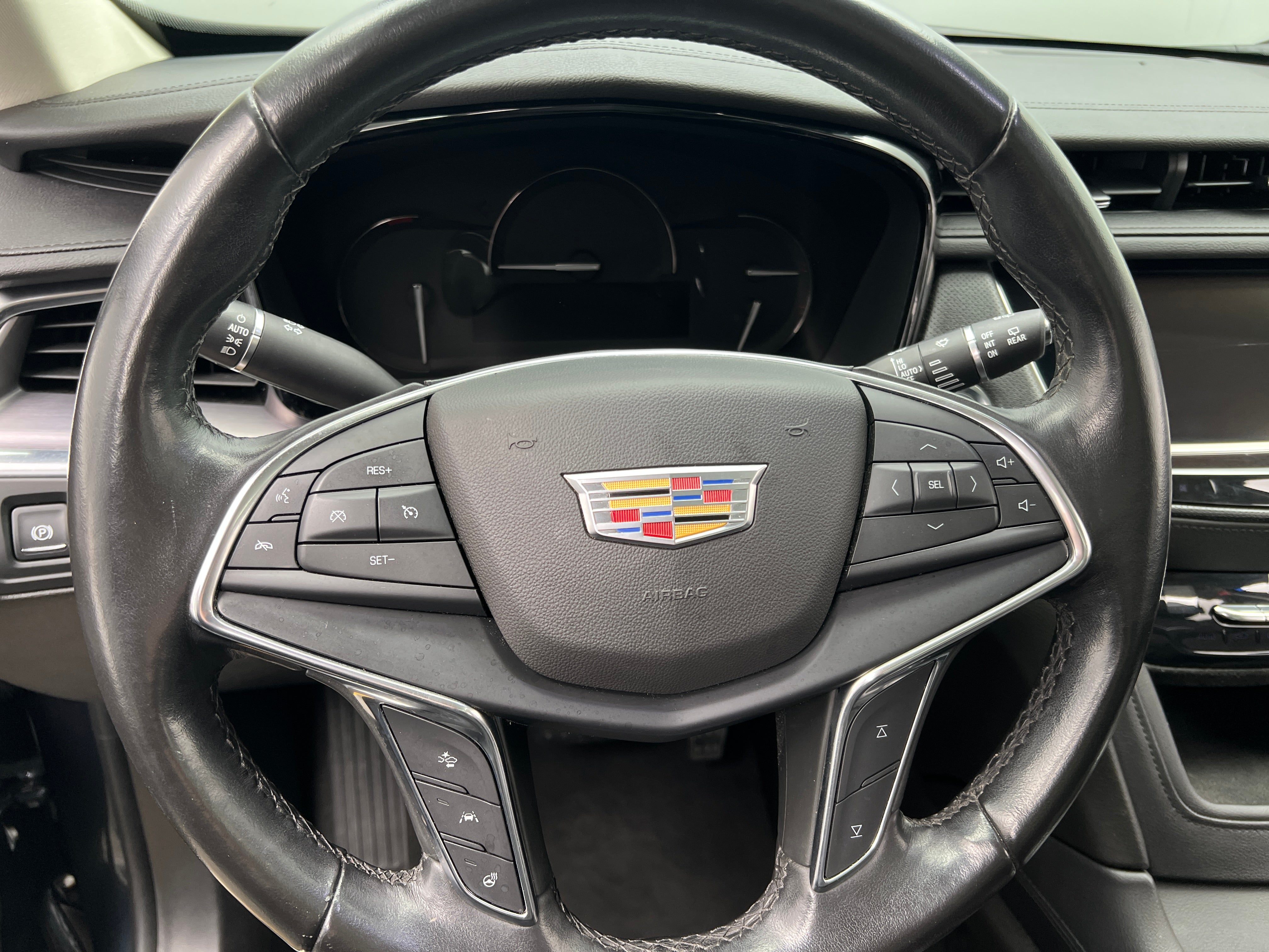 2019 Cadillac XT5 Premium Luxury 4
