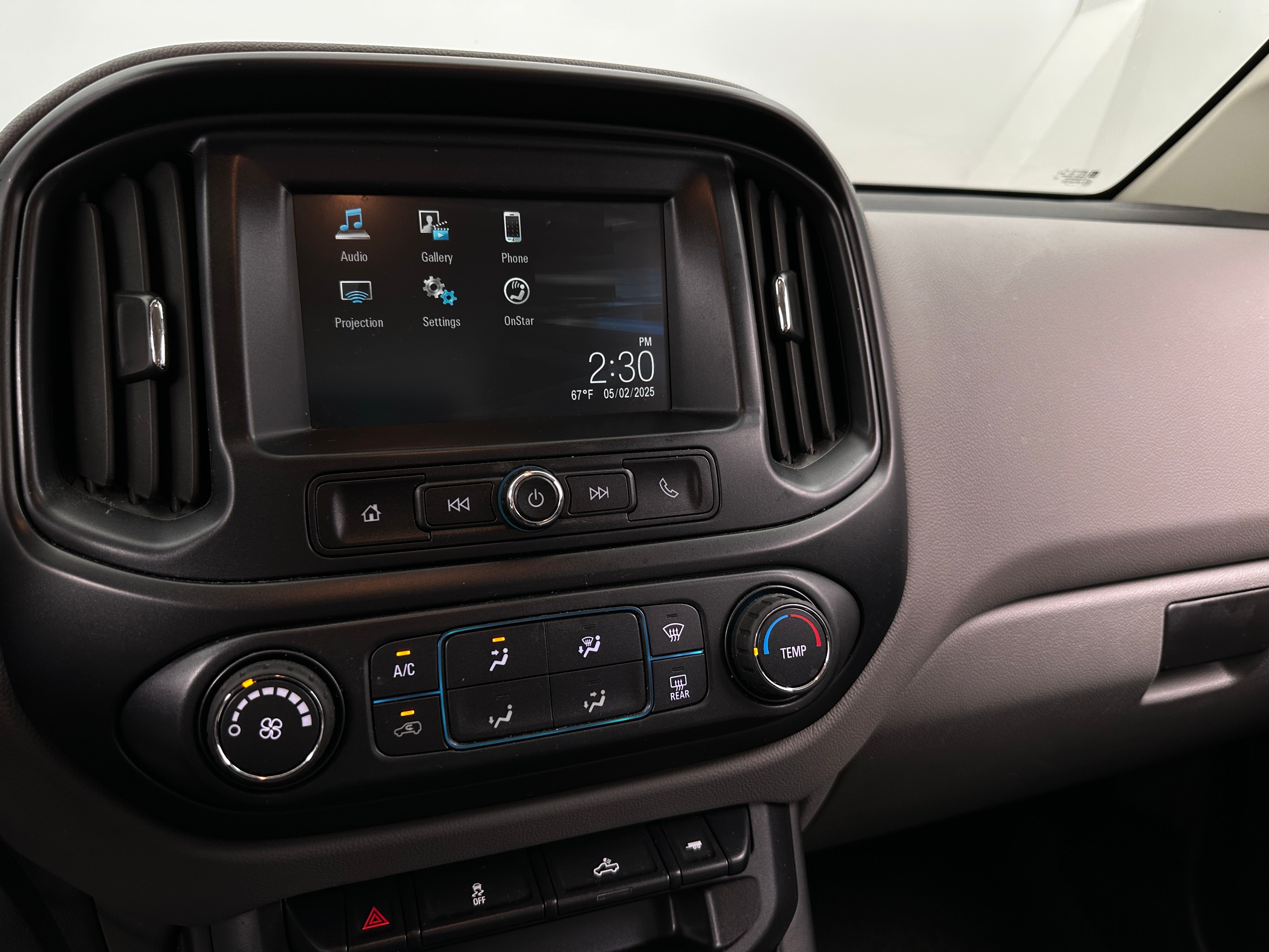 2017 GMC Canyon  4
