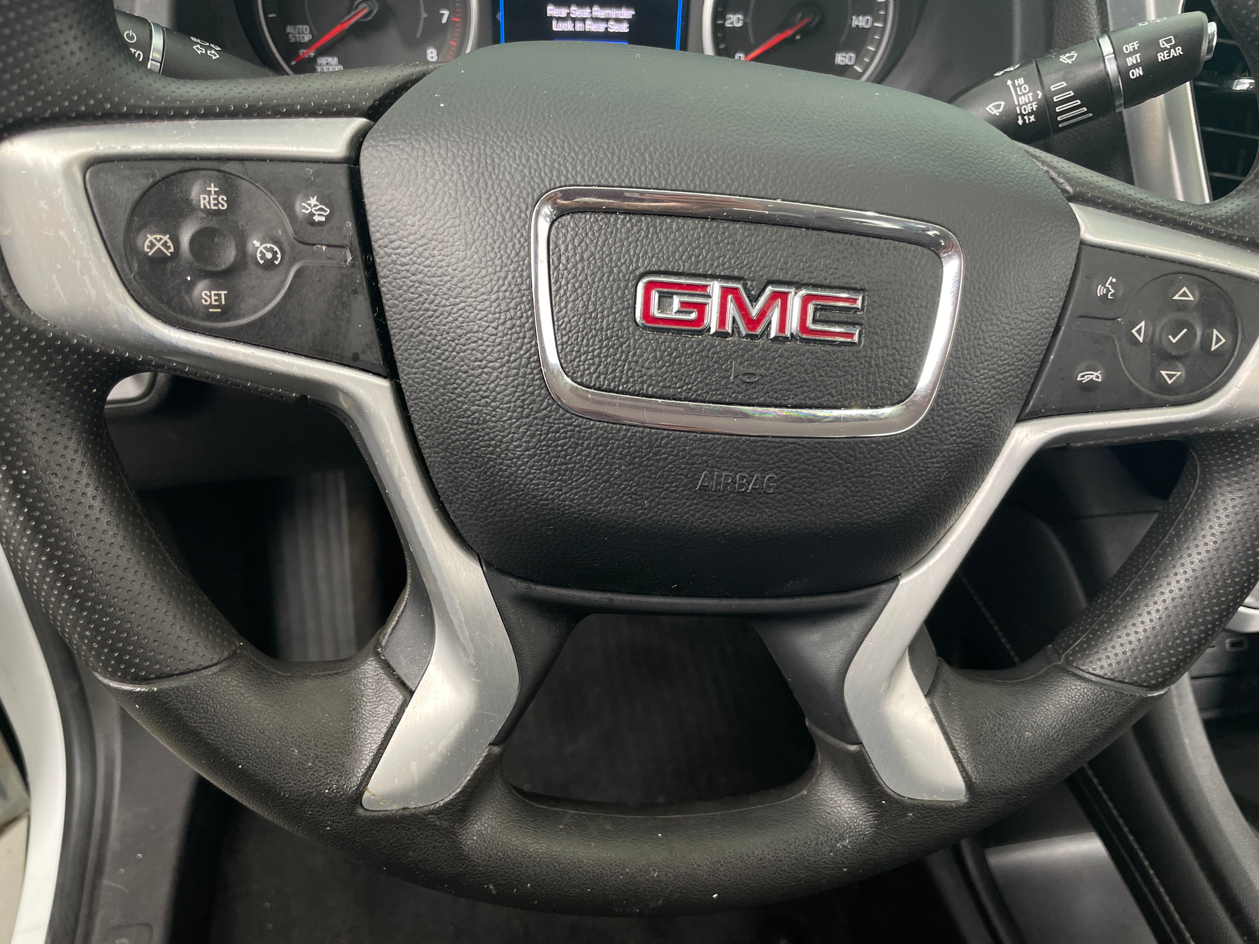 2021 GMC Acadia SLE 5