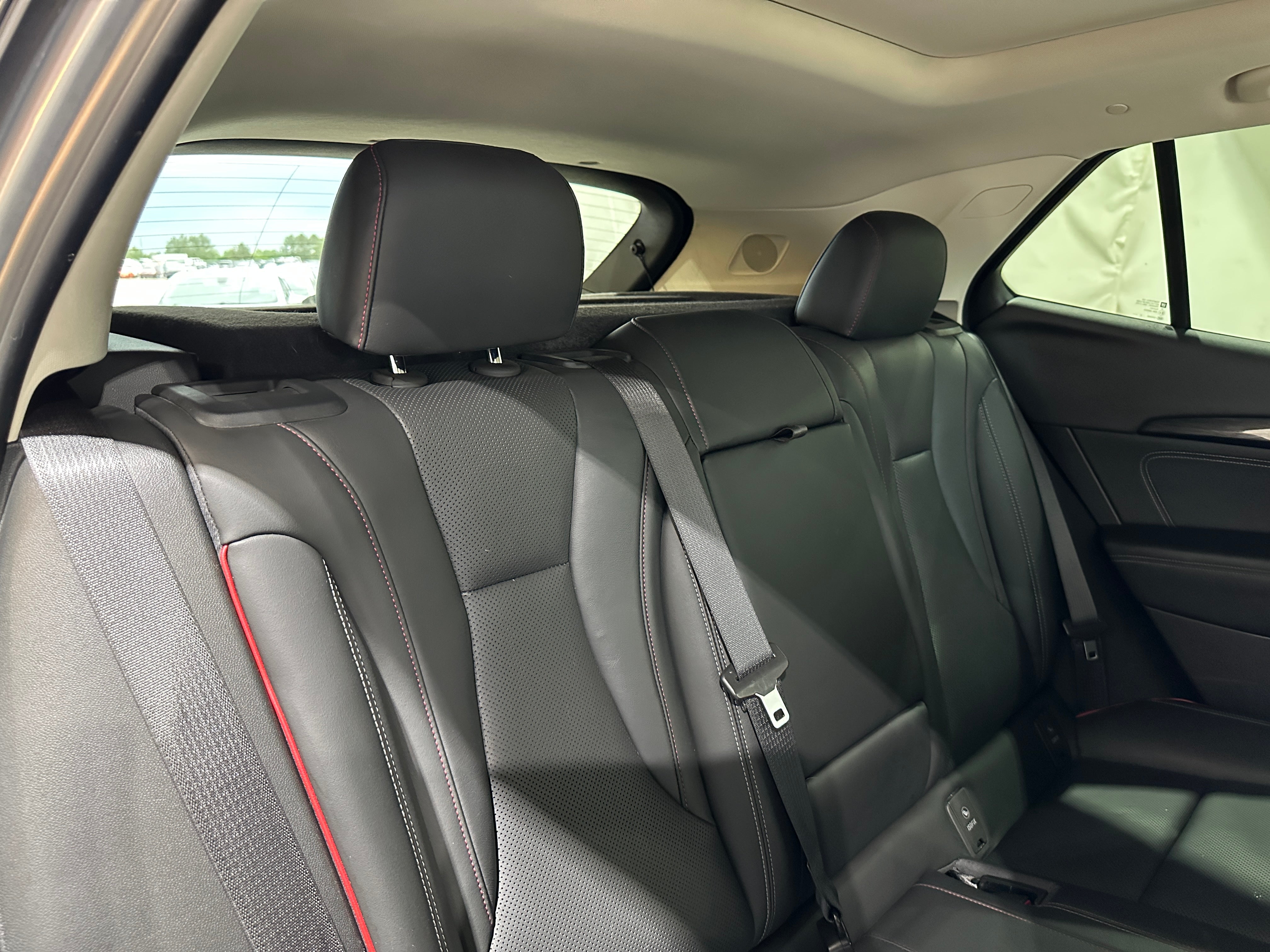 2022 Buick Envision Essence 5