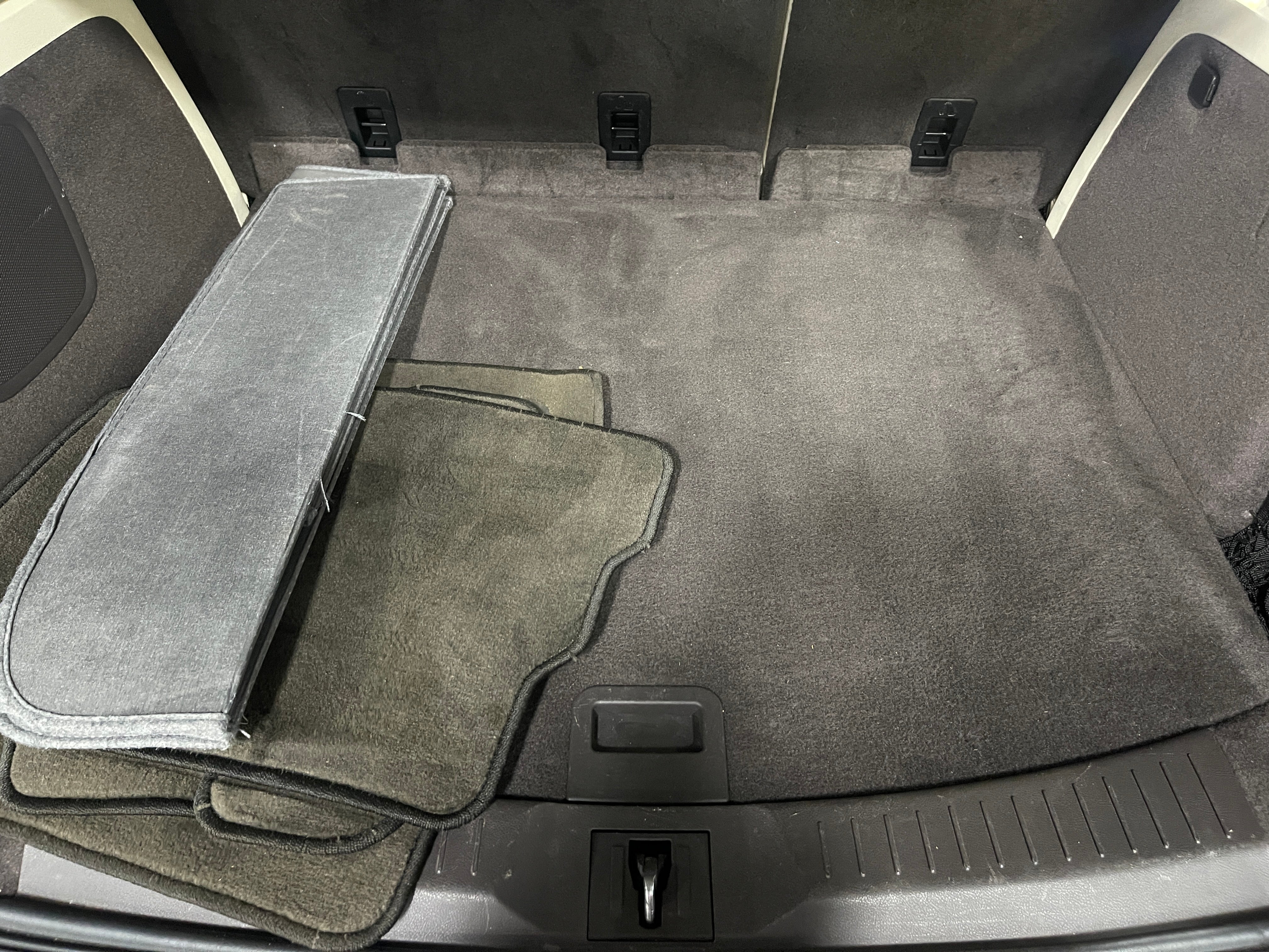 2015 Lincoln MKC Base 6