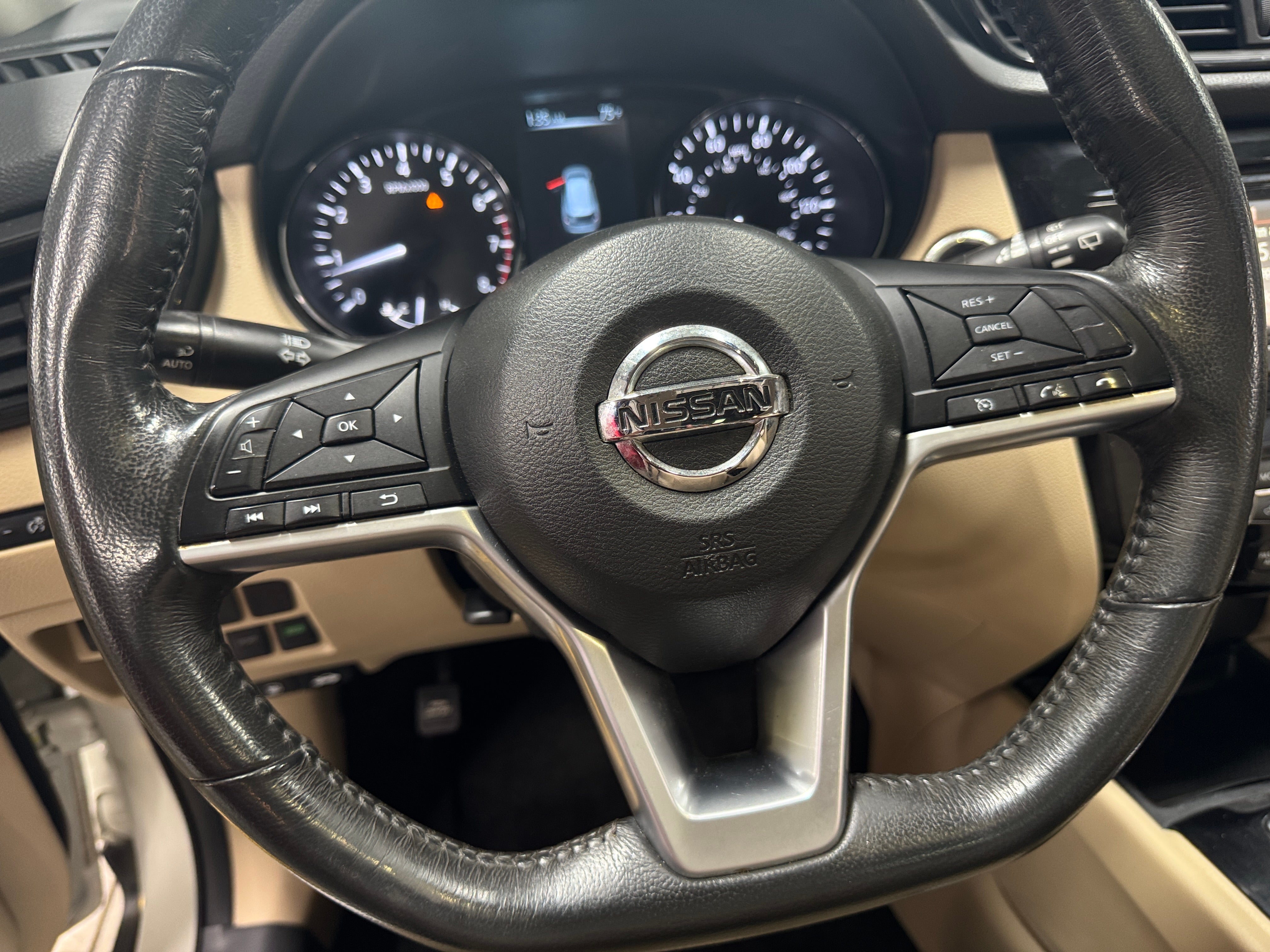 2017 Nissan Rogue SV 5