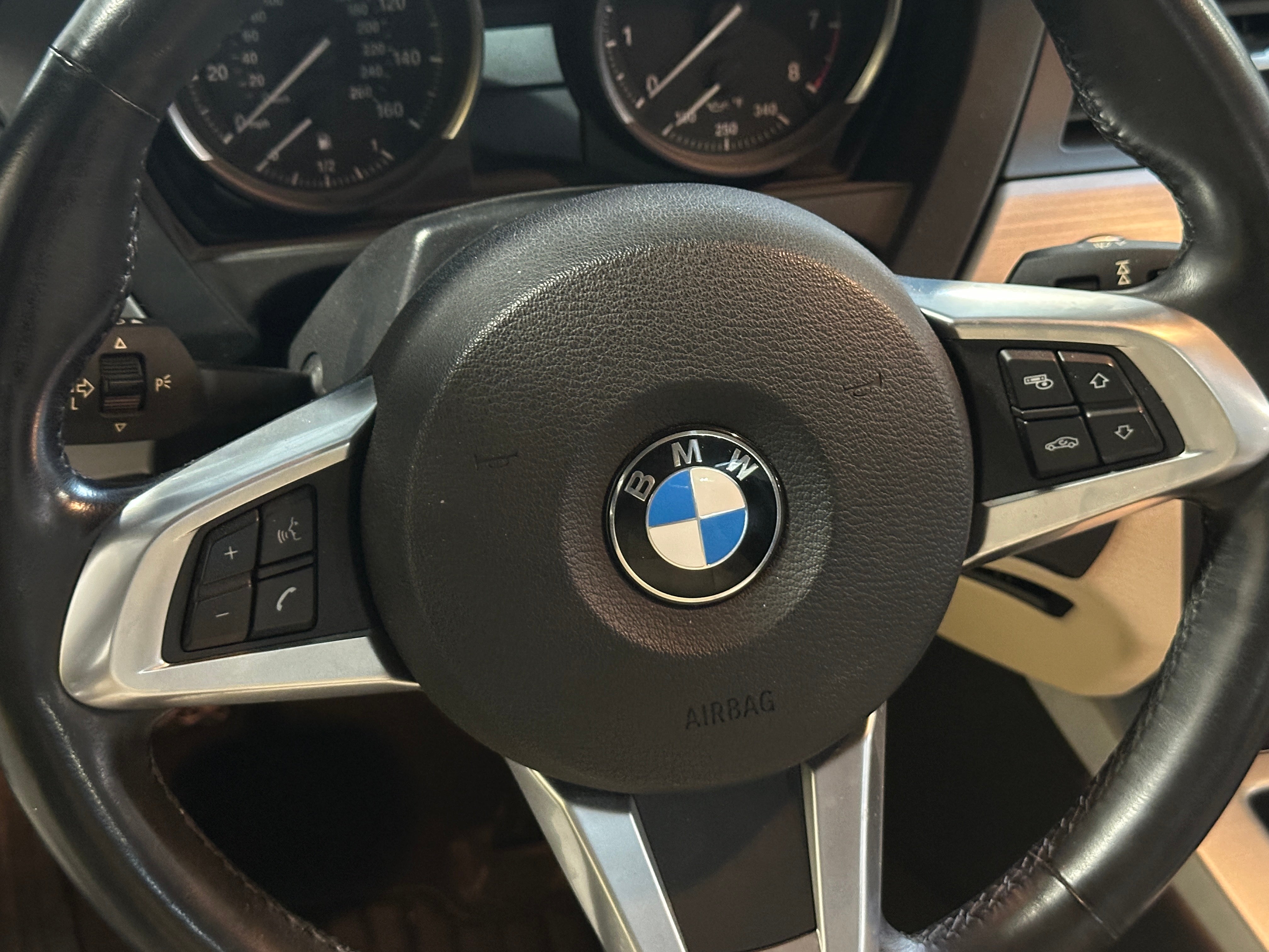 2011 BMW Z4 sDrive35i 4