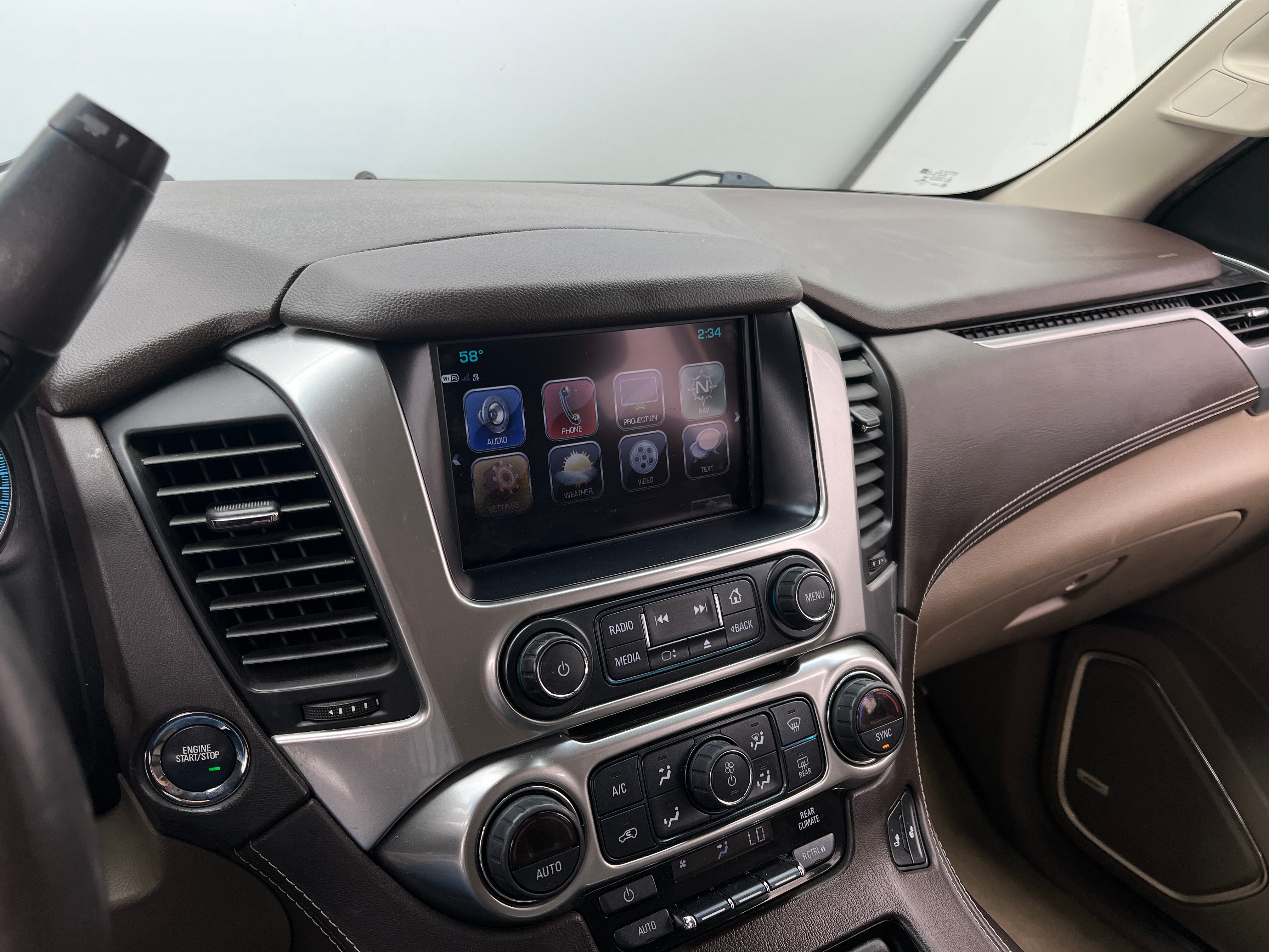 2017 Chevrolet Tahoe LT 3