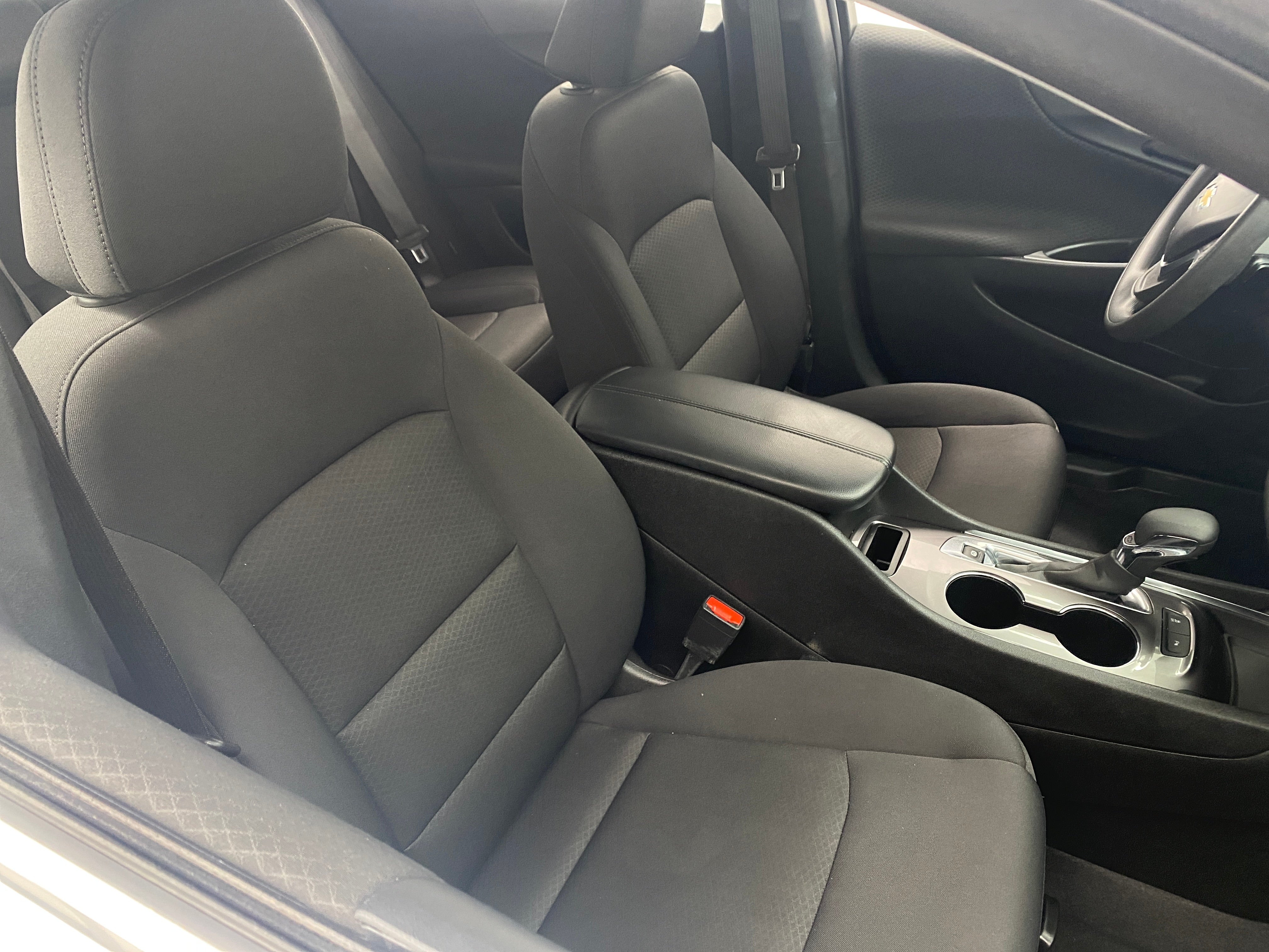 2023 Chevrolet Malibu LT 2