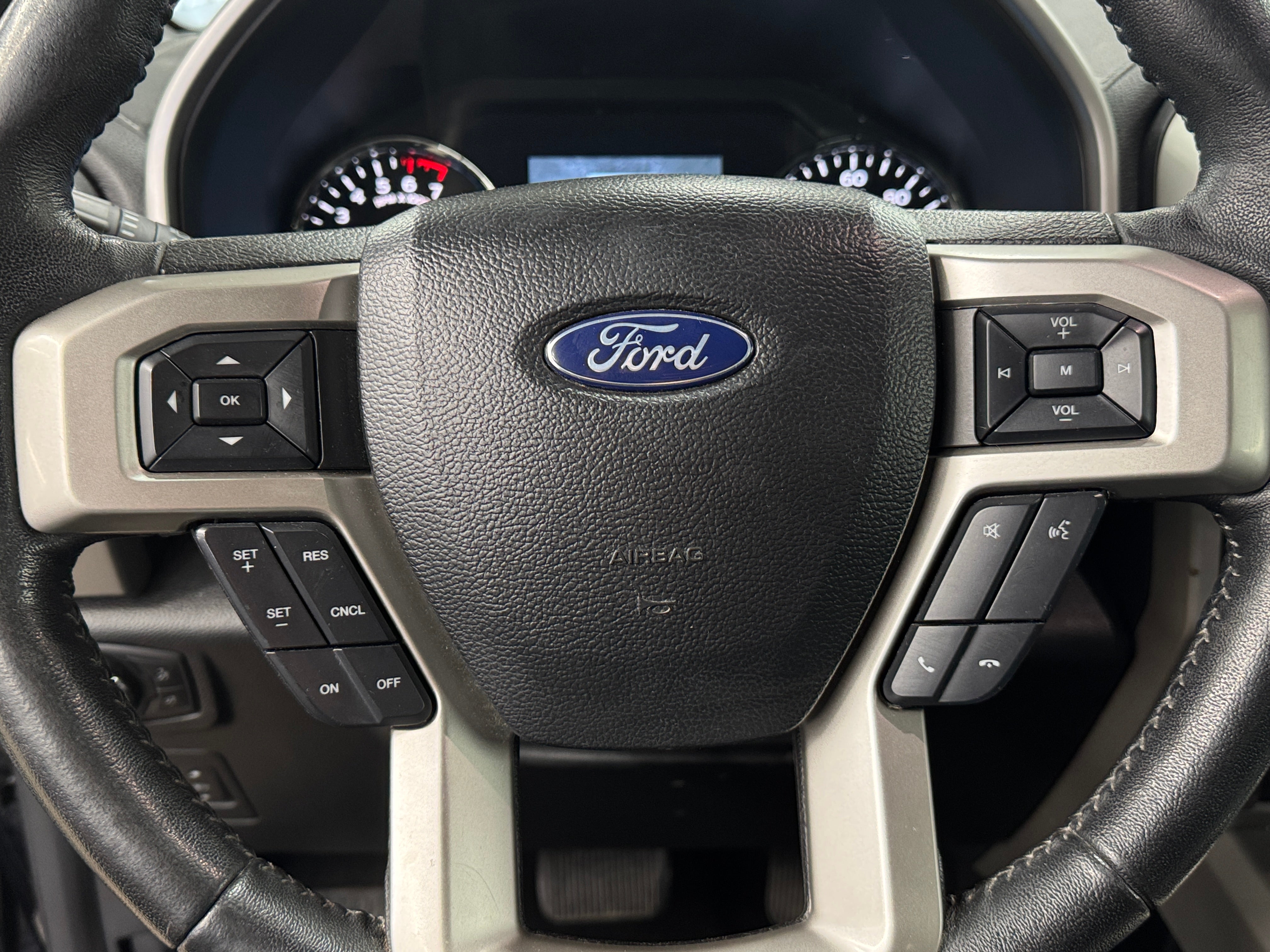 2020 Ford Econoline E-150 4