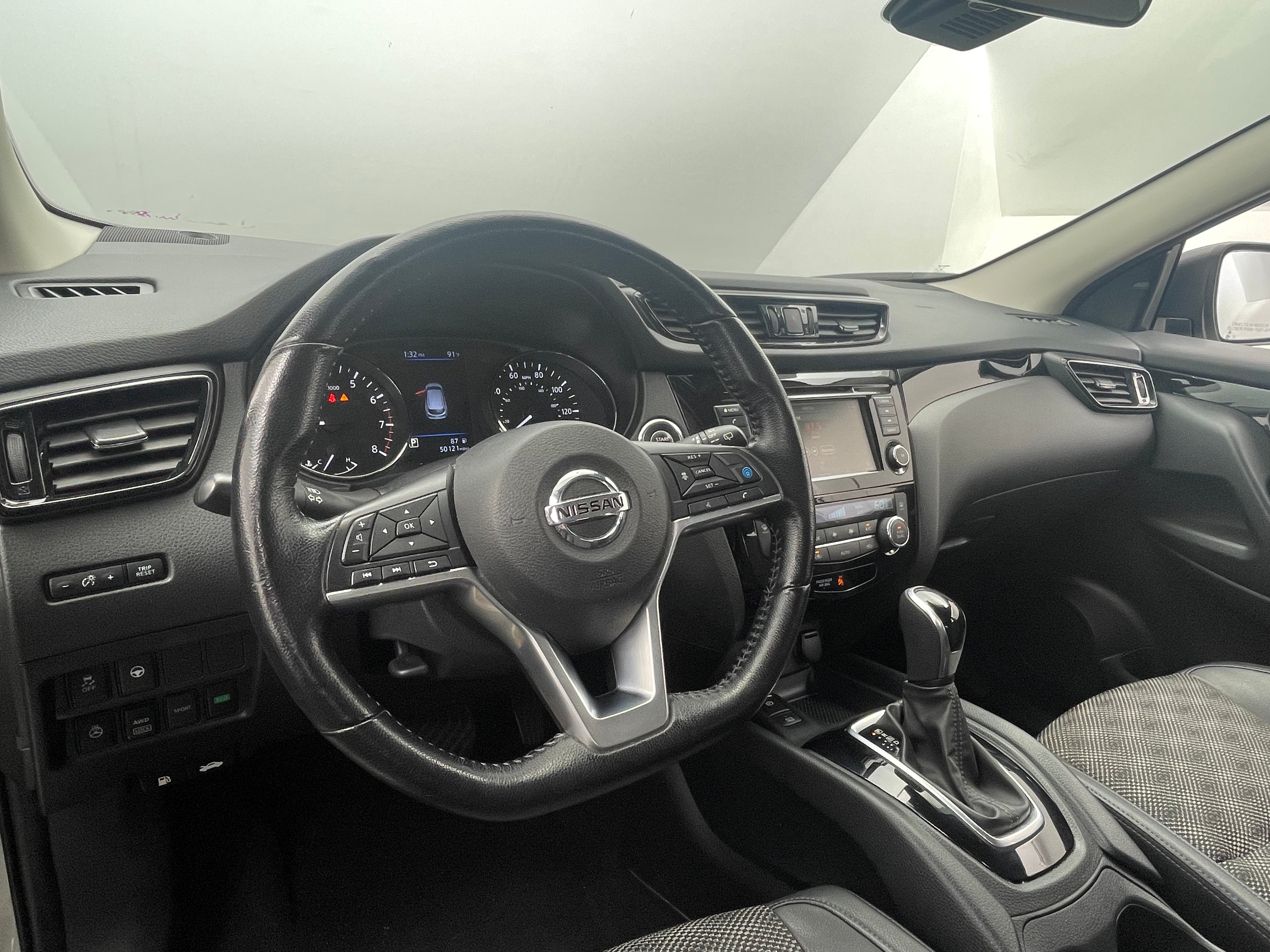 2022 Nissan Rogue Sport SV 5
