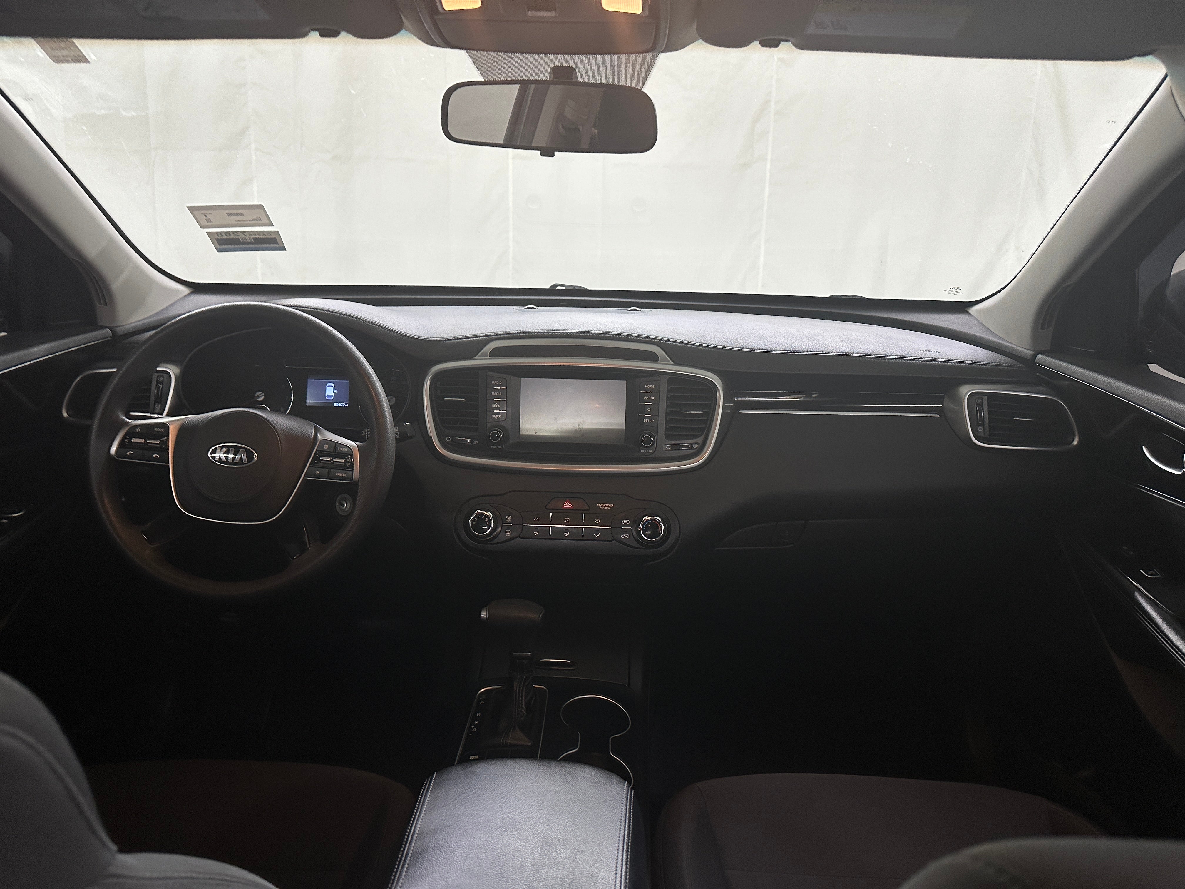 2020 Kia Sorento LX 3