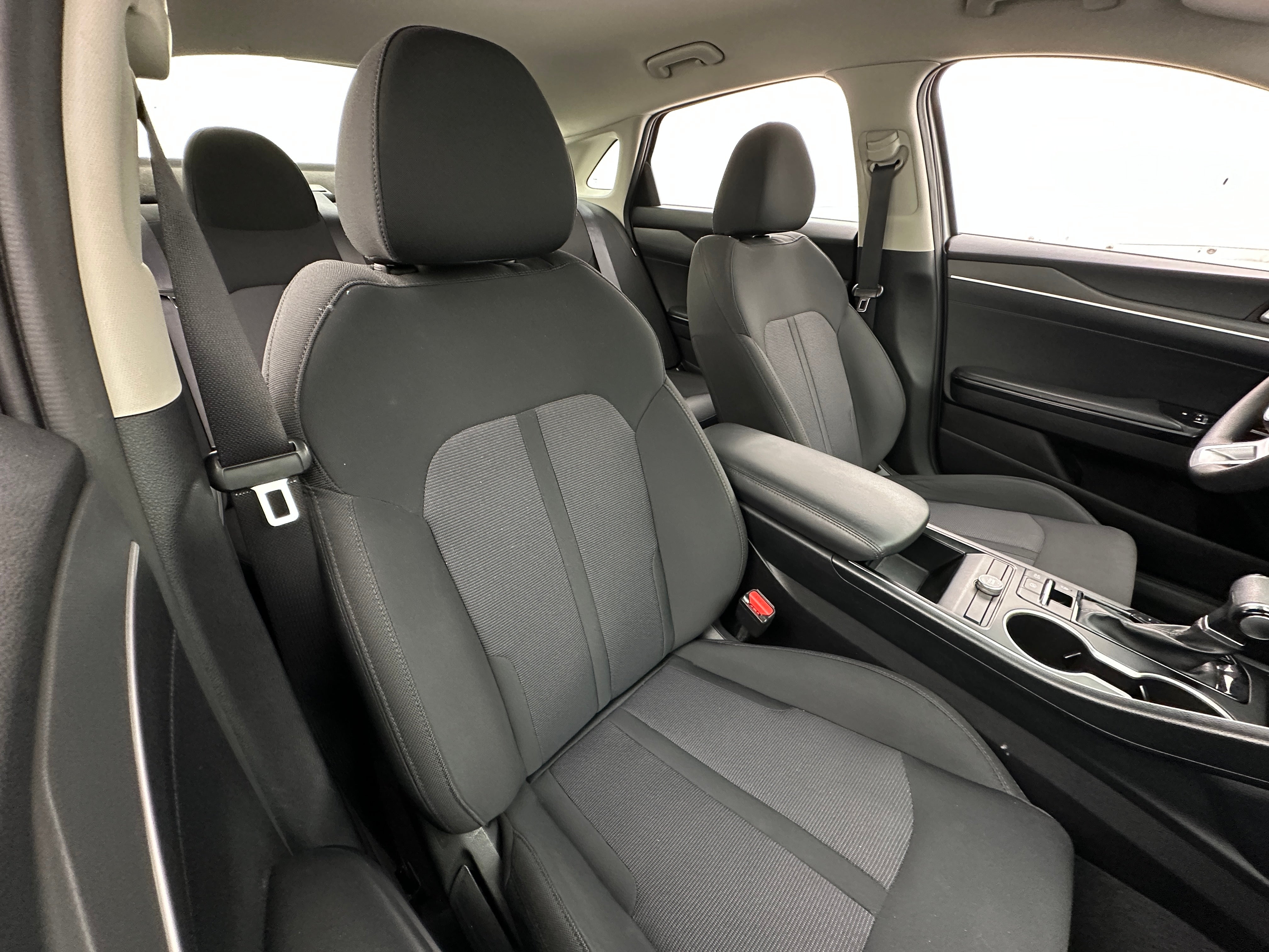 2022 Kia K5 LX 2