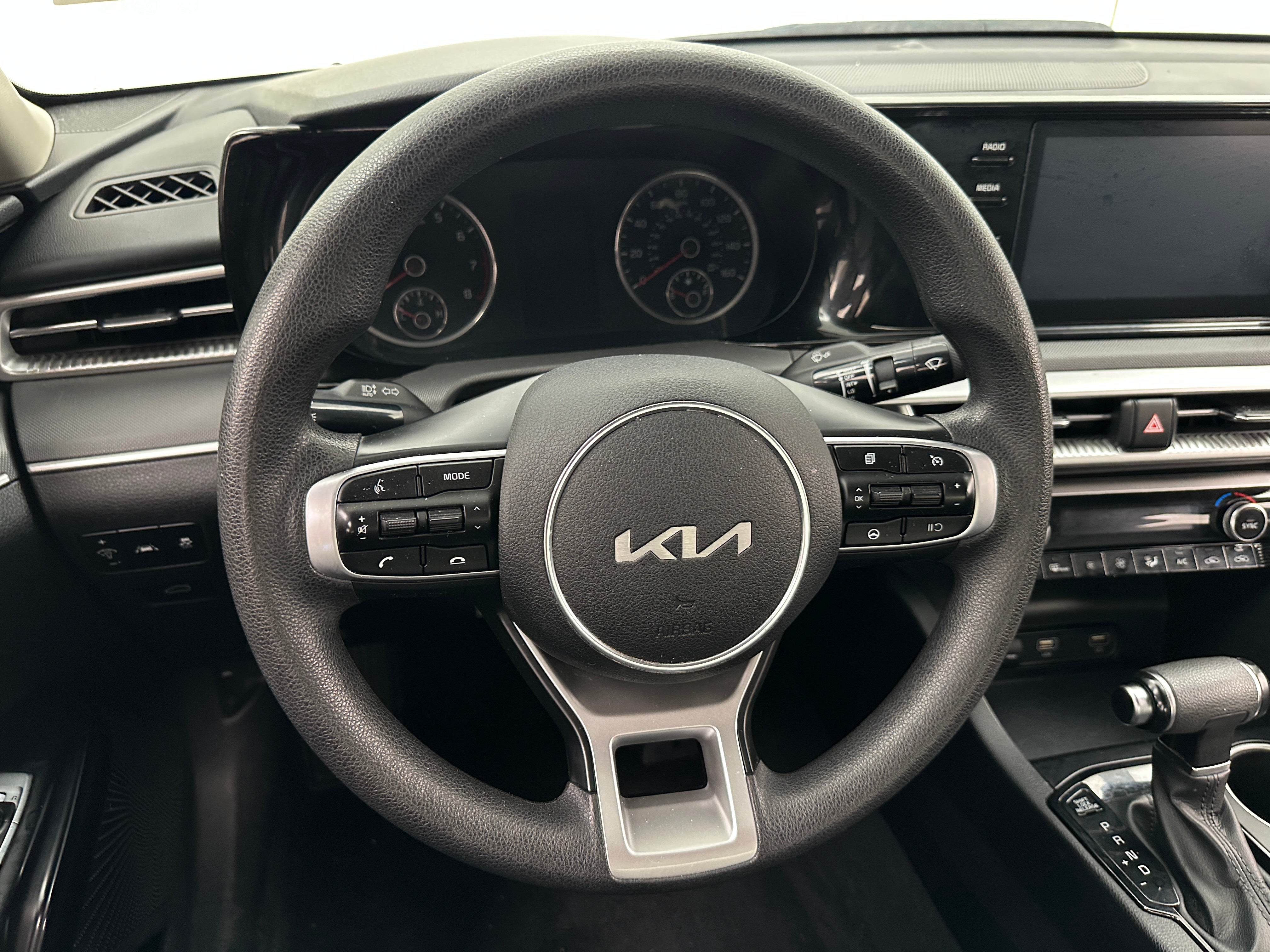 2022 Kia K5 LX 5