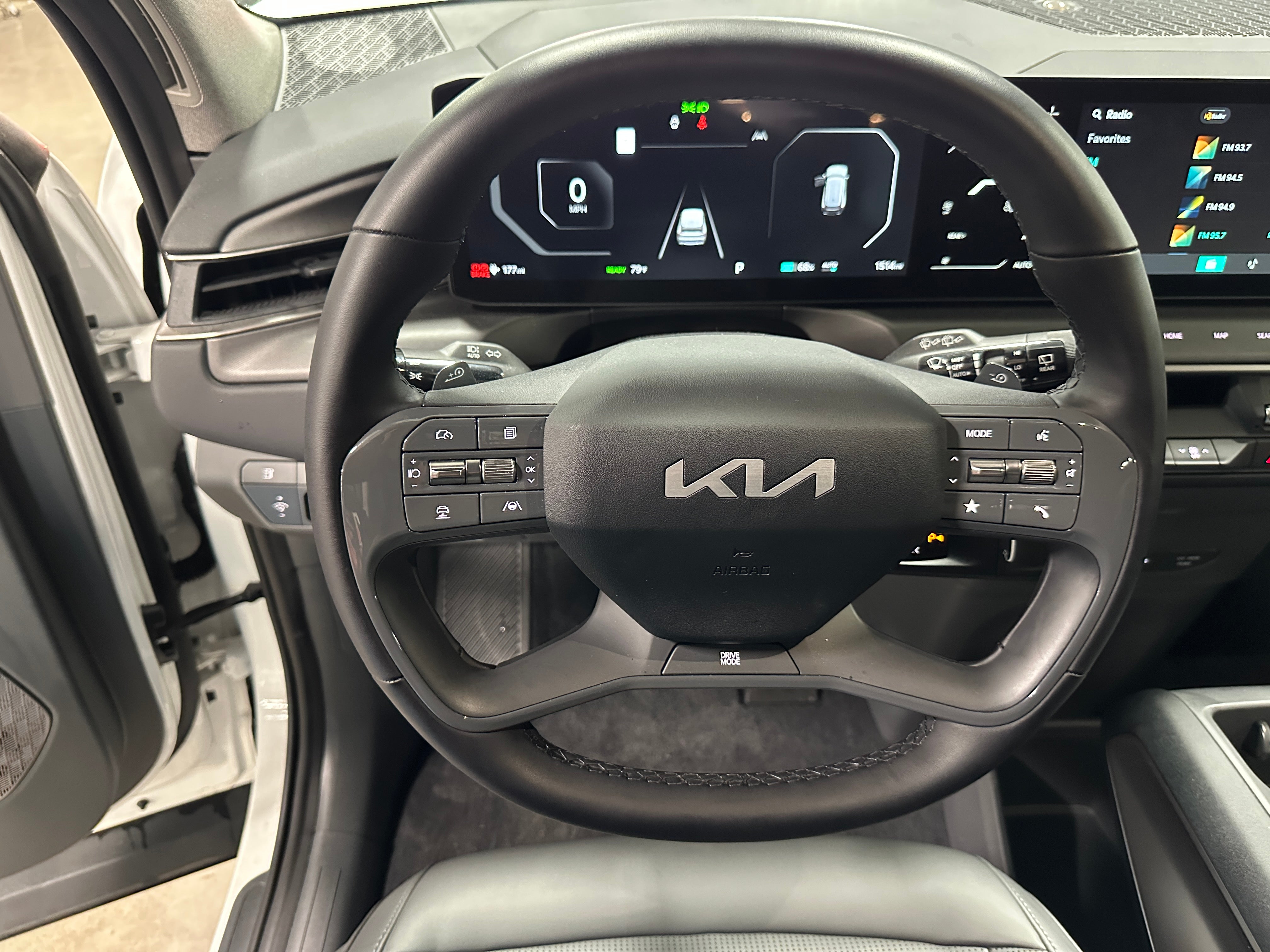 2024 Kia EV9 Light 4