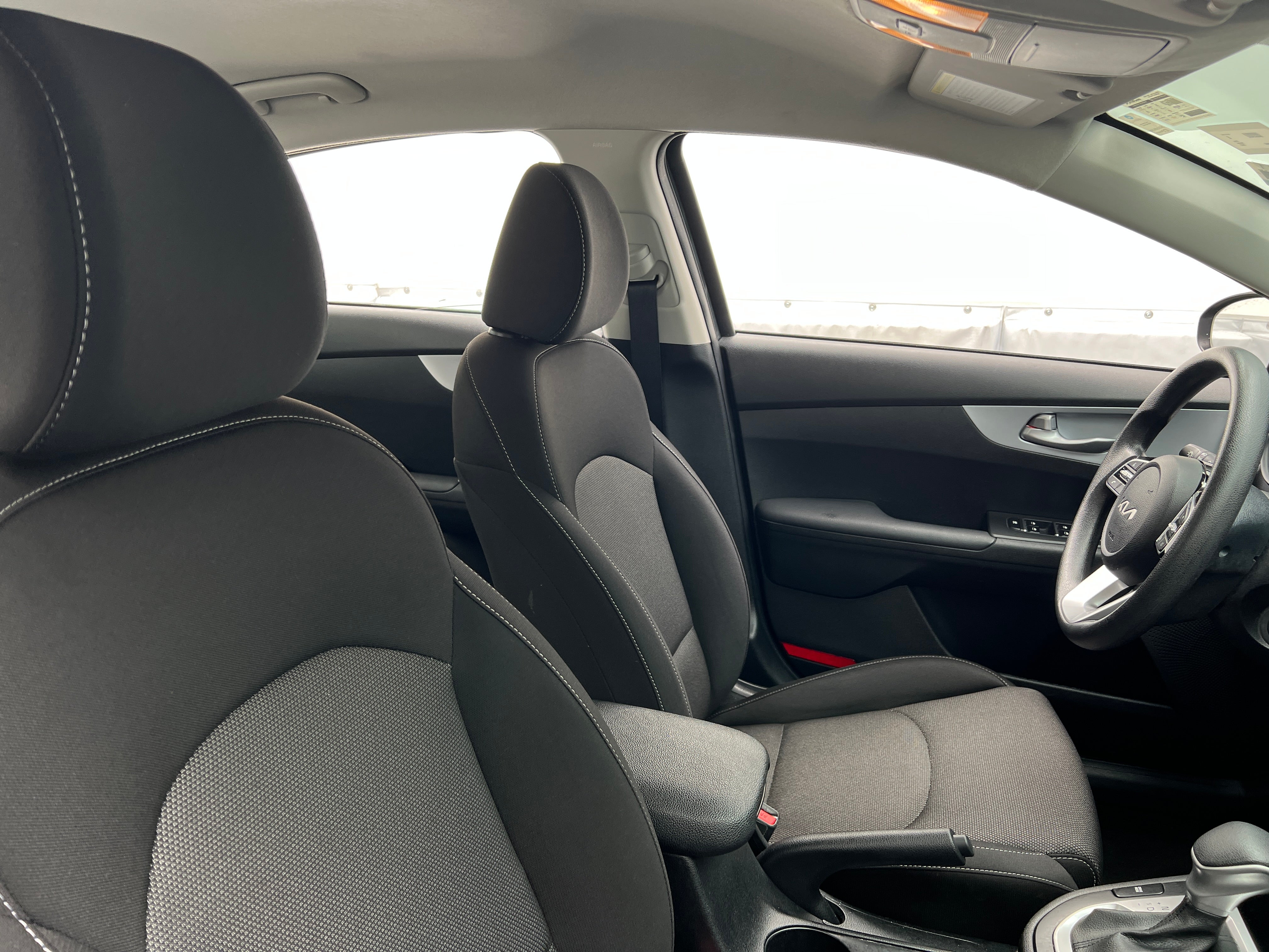 2023 Kia Forte LXS 2