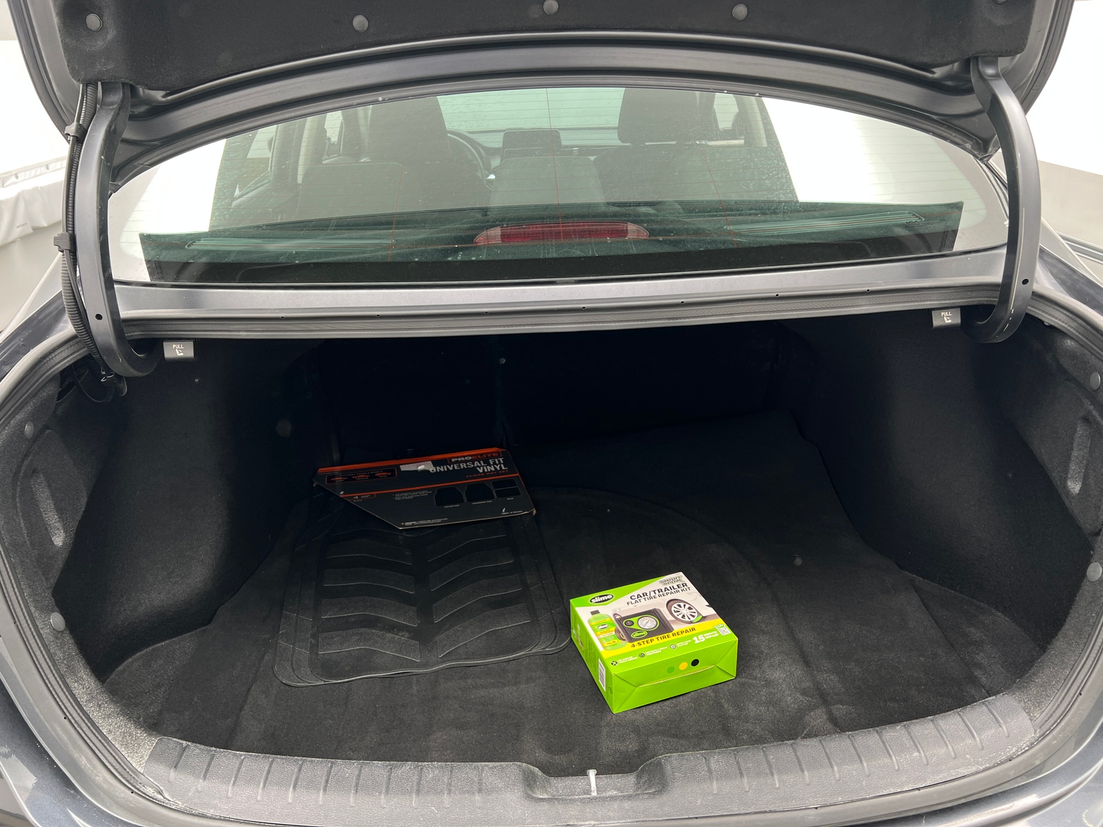 Thumbnail: 2023 Kia Forte - 7