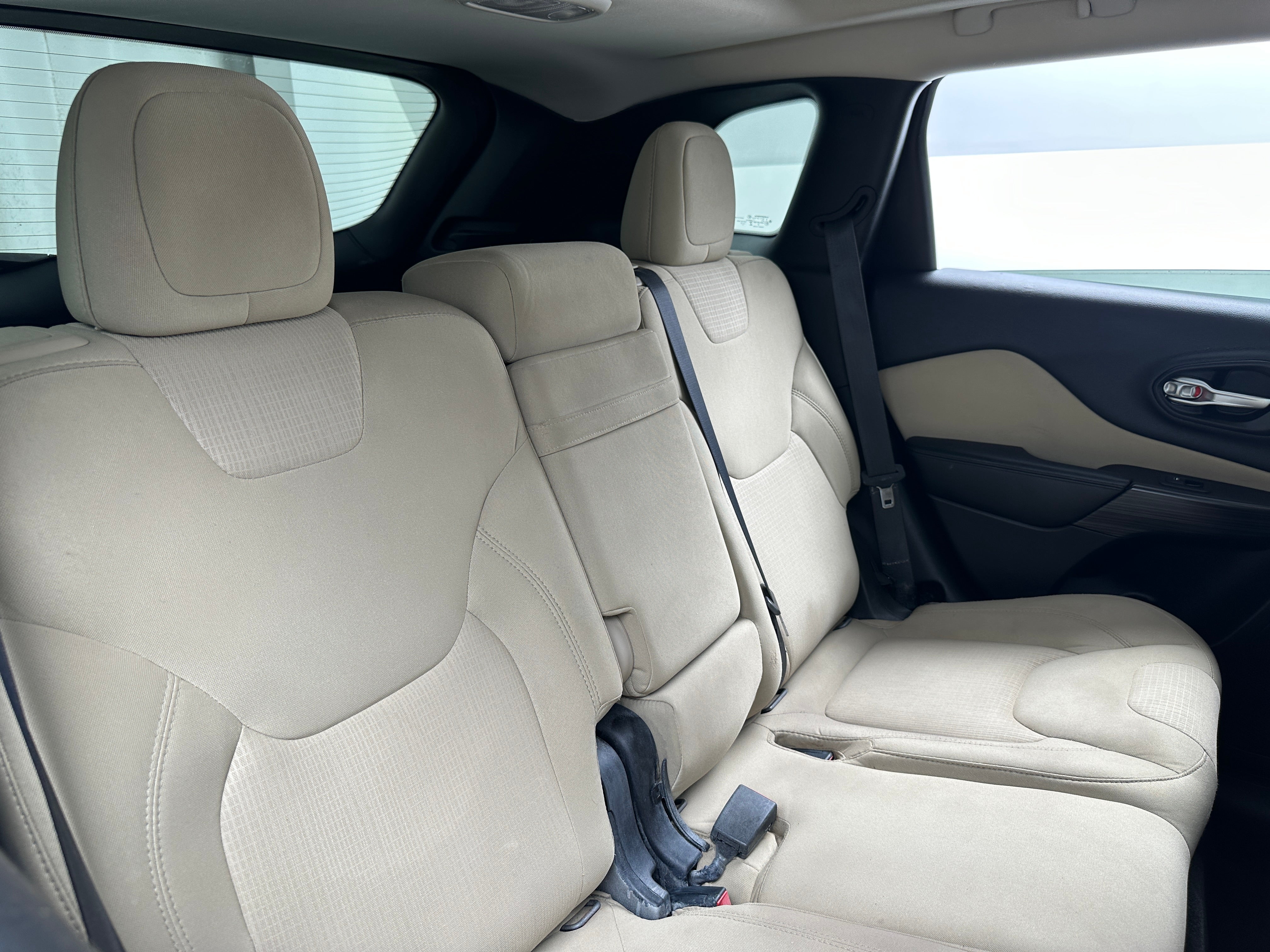 2015 Jeep Cherokee Latitude 6