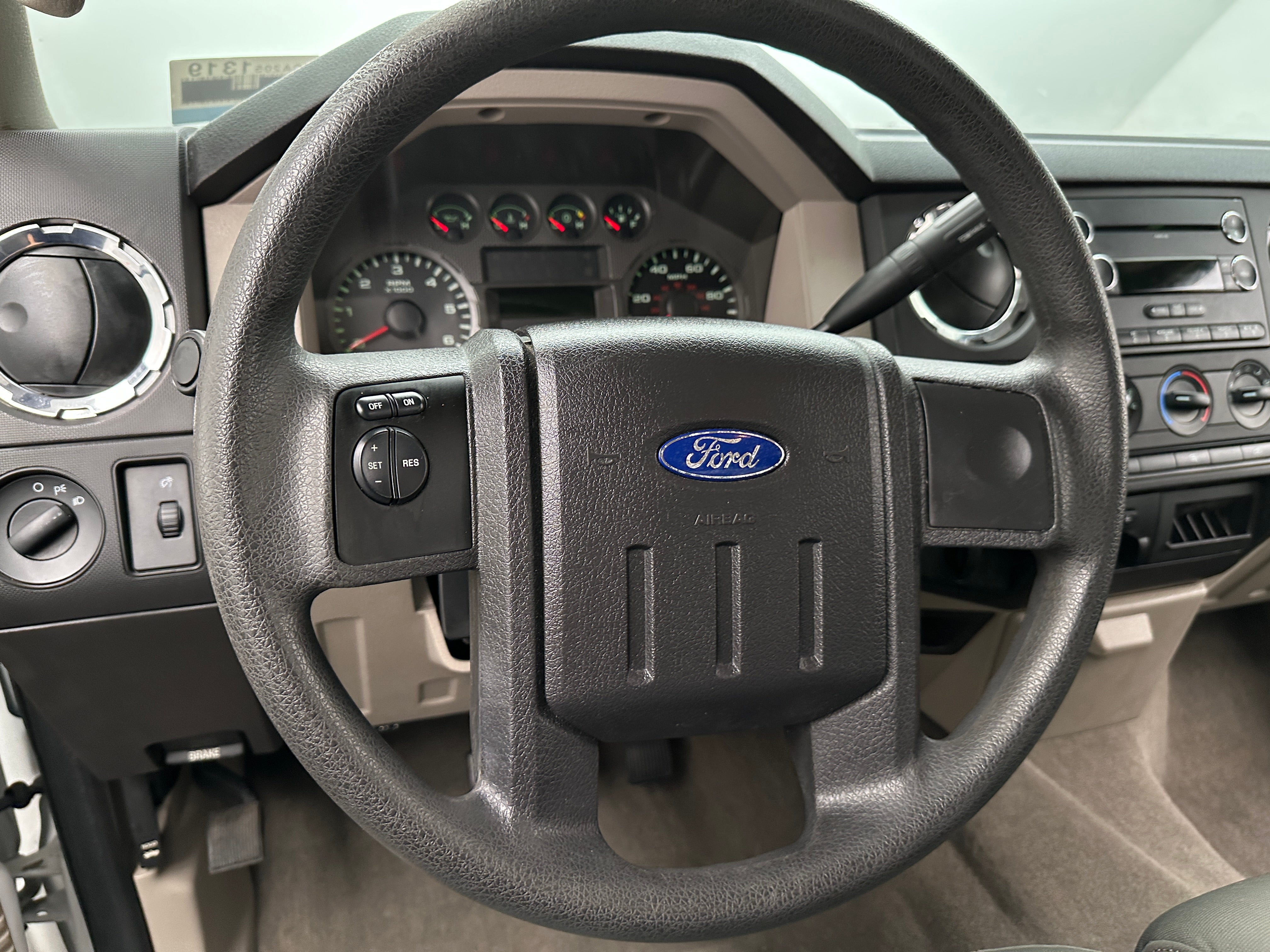 2010 Ford Econoline E-250 5