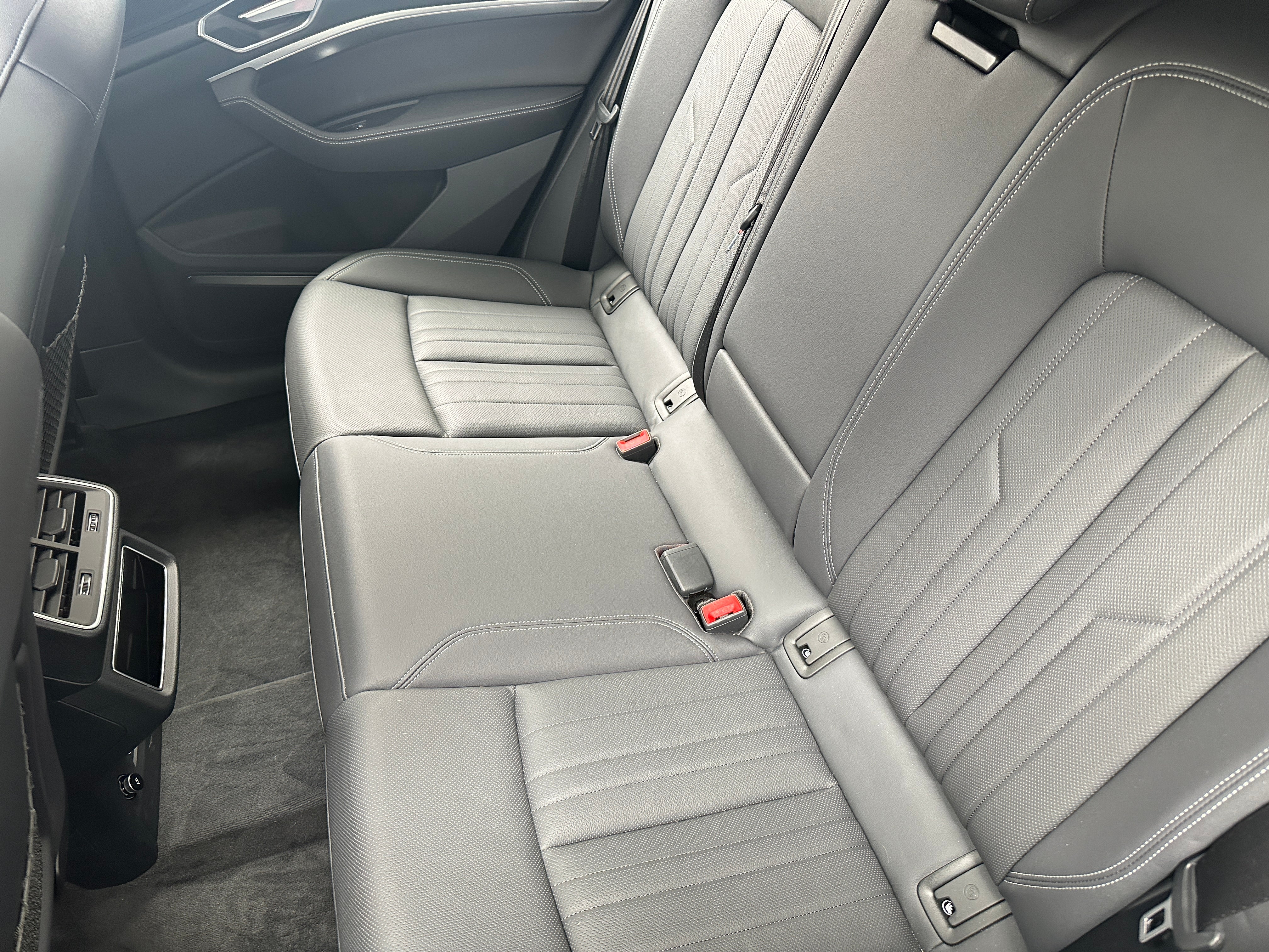 2021 Audi e-tron Premium Plus 5