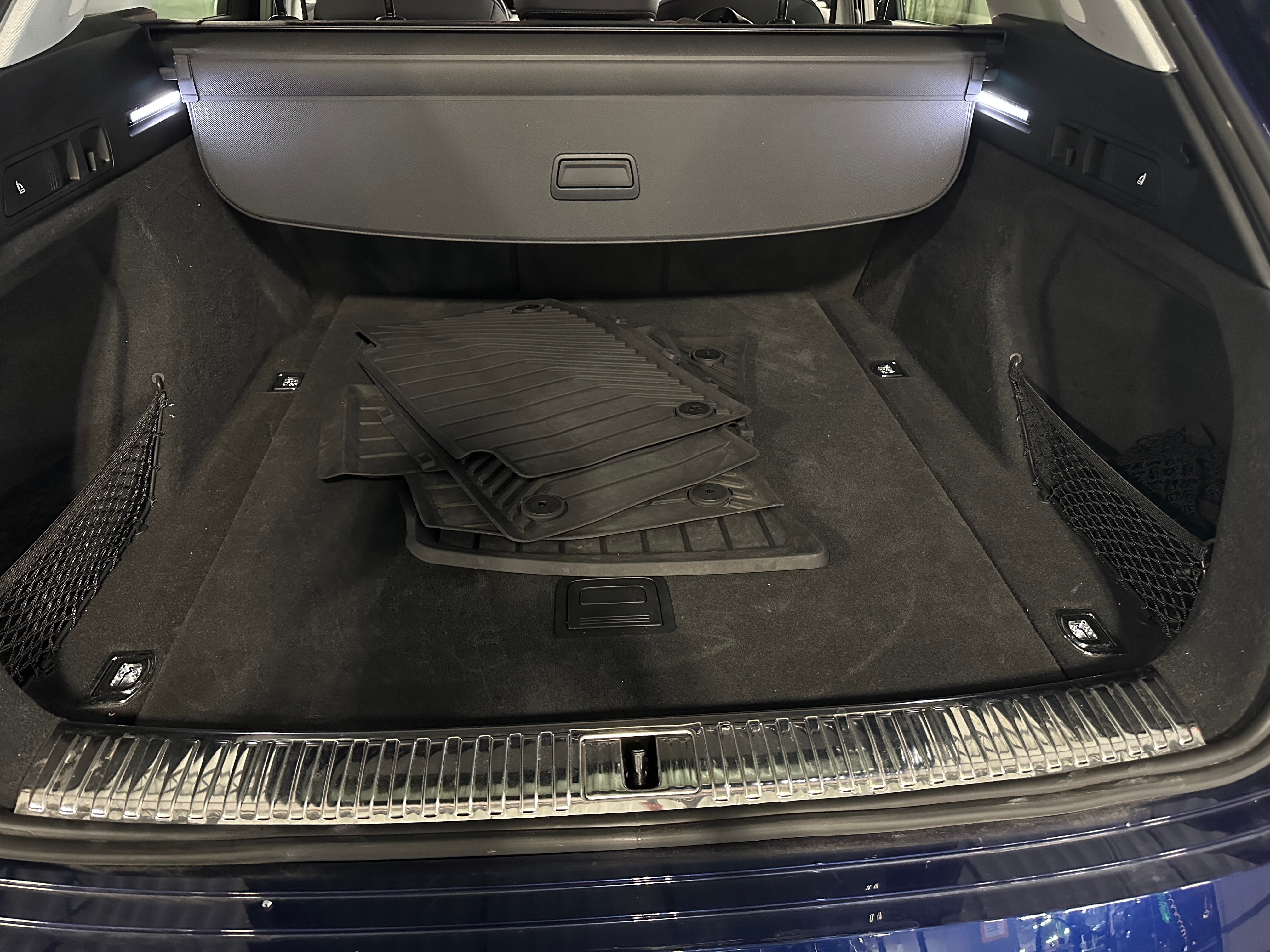 2021 Audi e-tron Premium Plus 6
