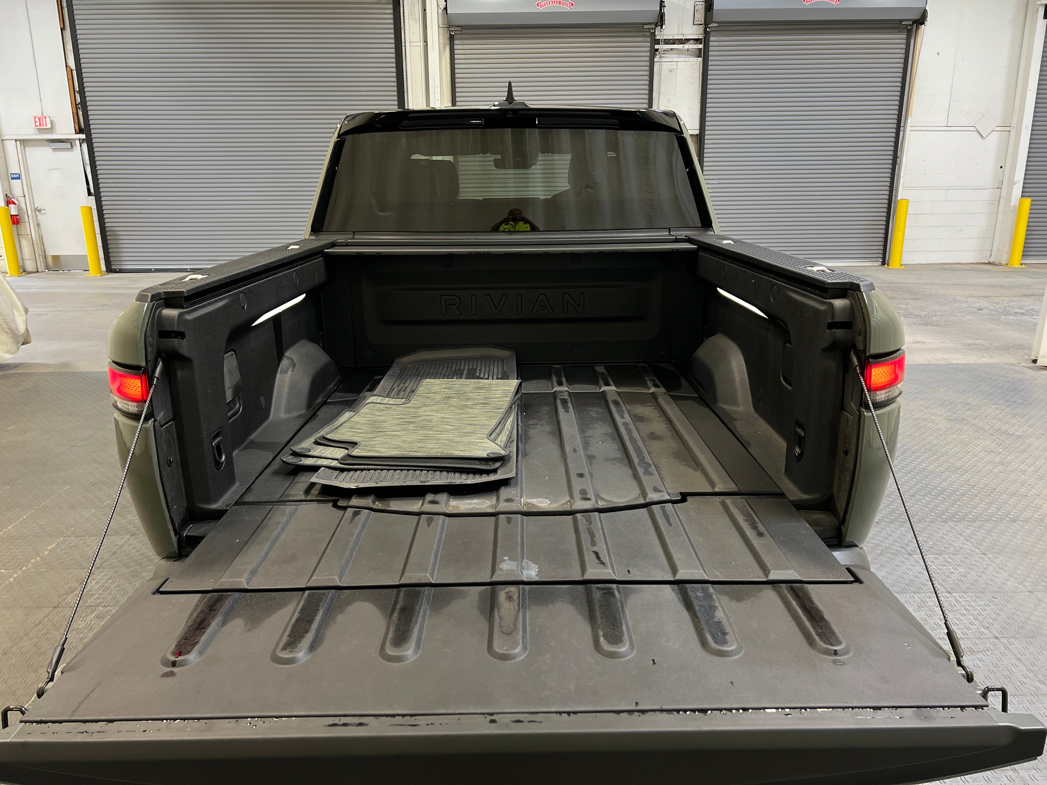 2022 Rivian R1T Launch Edition 6