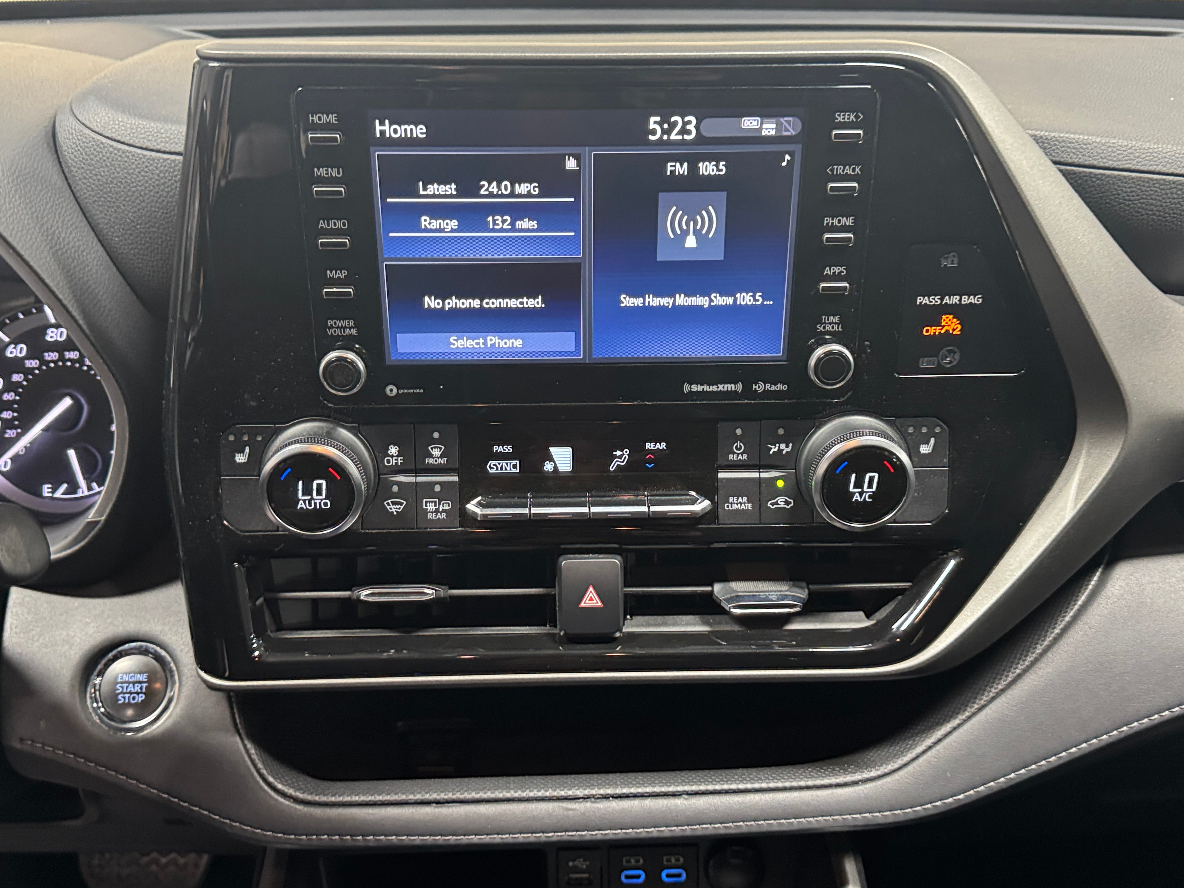 2022 Toyota Highlander XLE 4