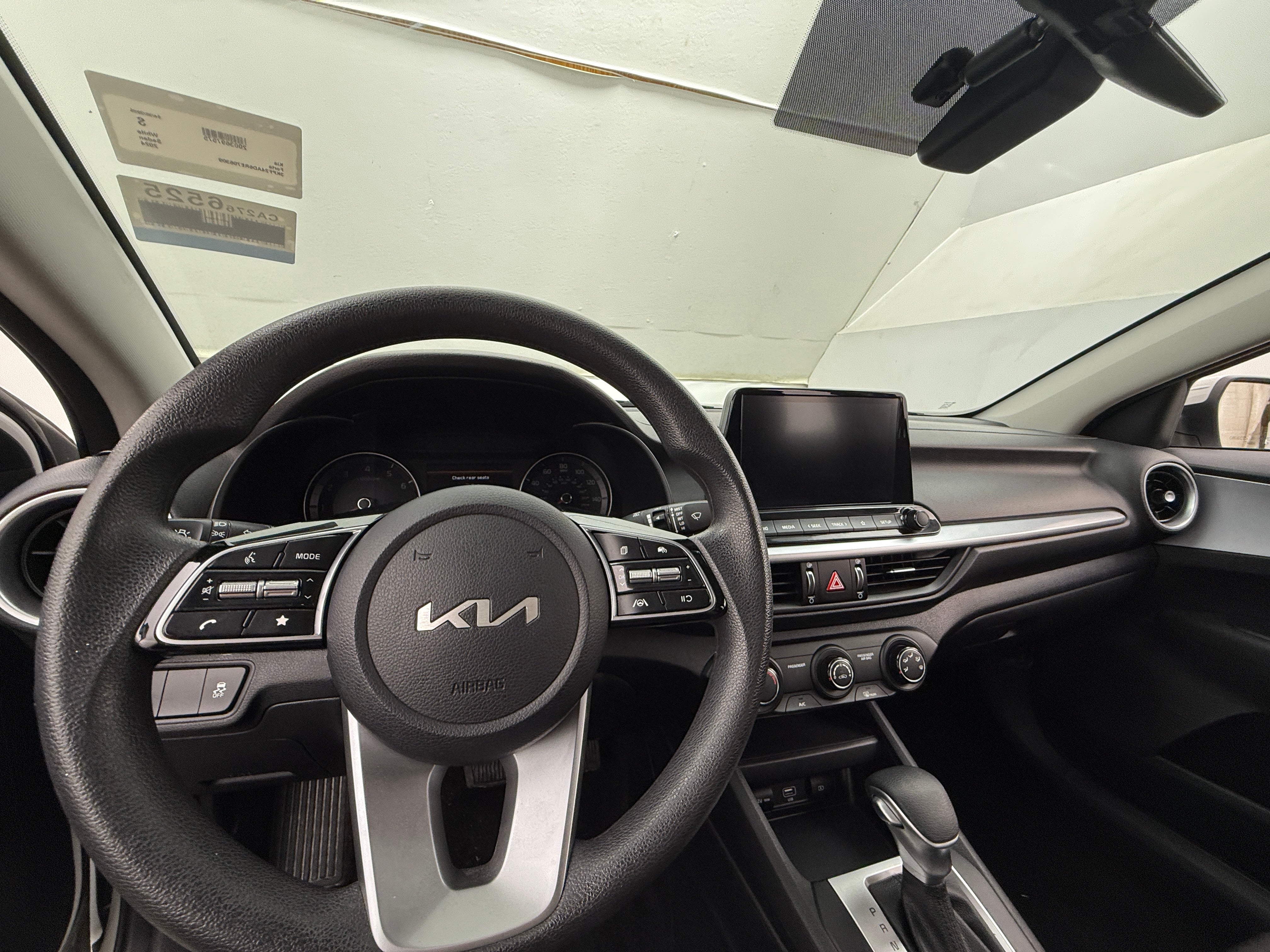 2024 Kia Forte LX 3