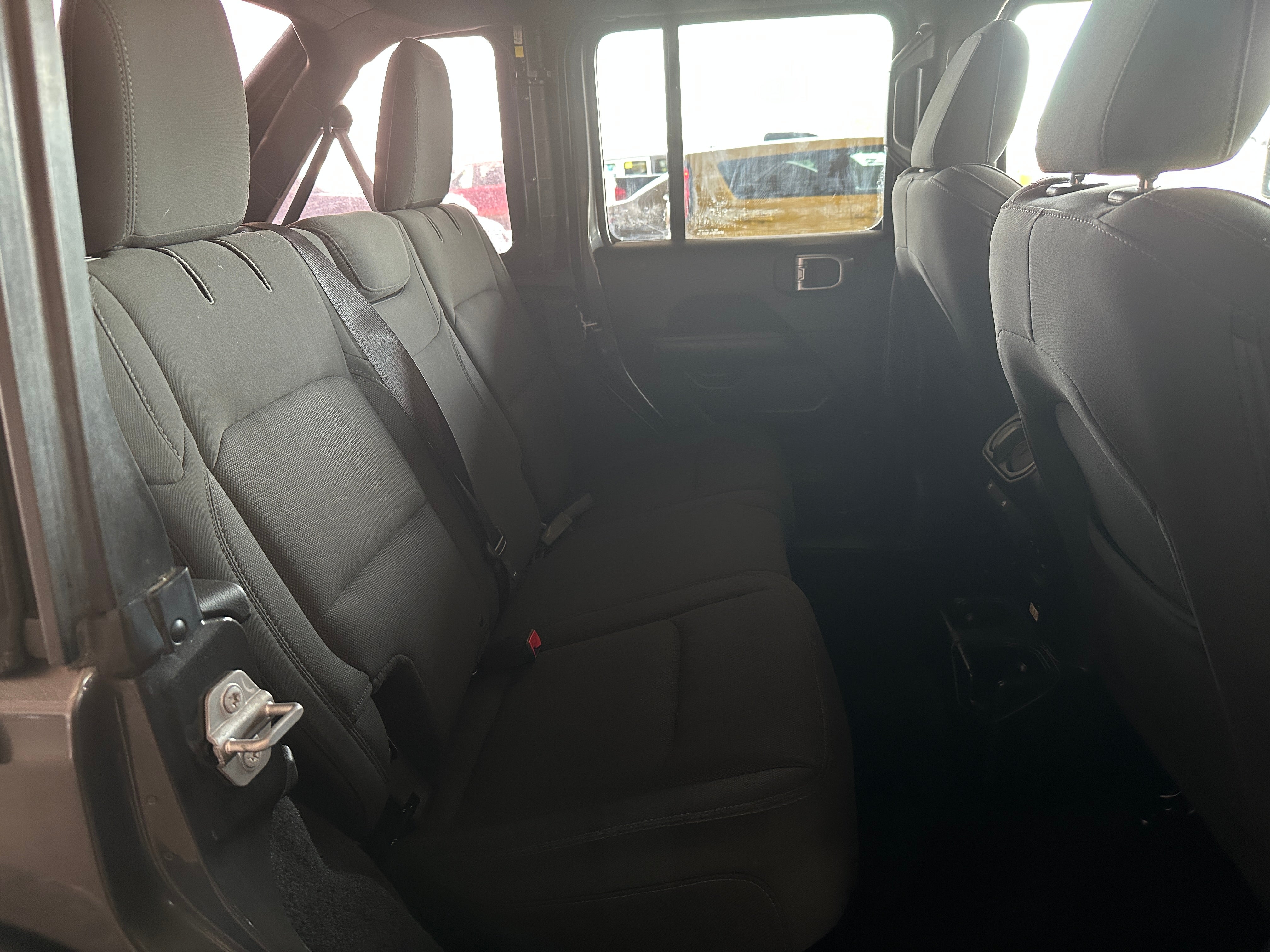 2018 Jeep Wrangler Unlimited Sahara 6