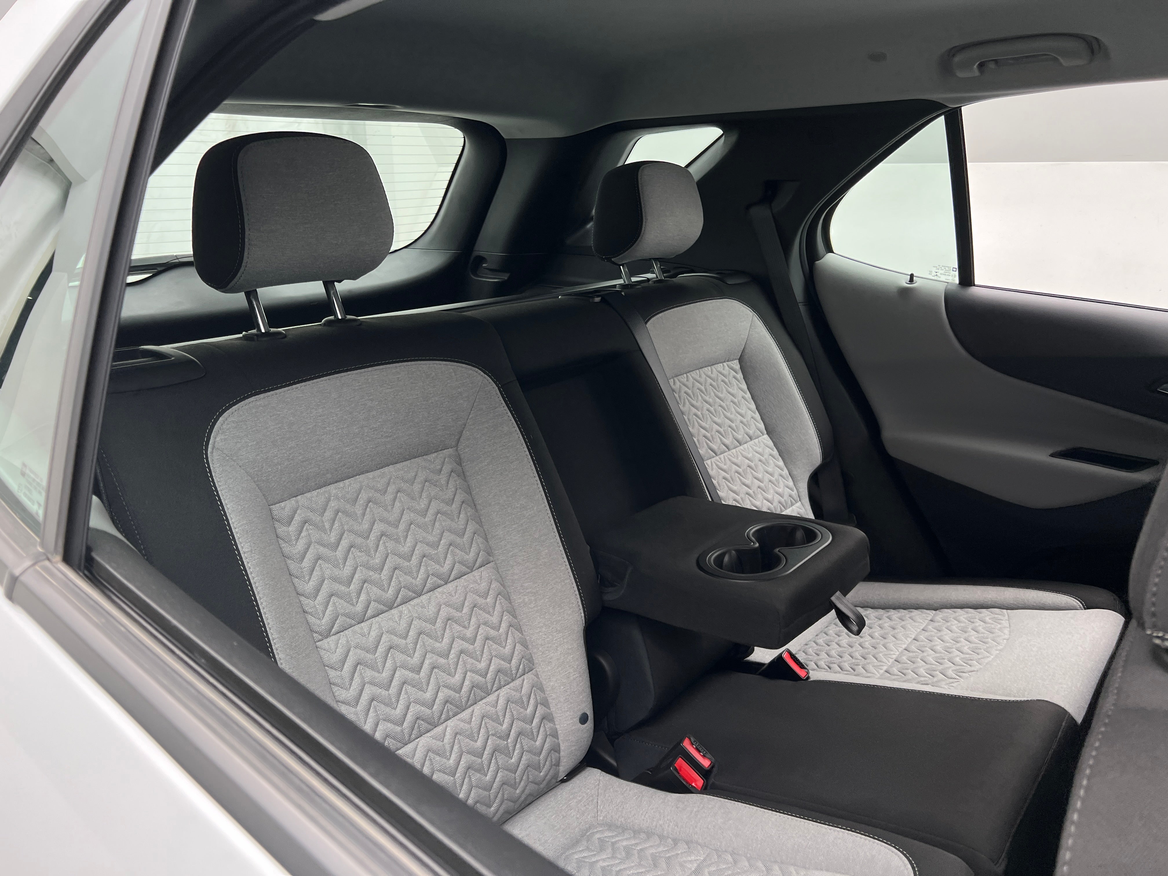 2022 Chevrolet Equinox LS 6