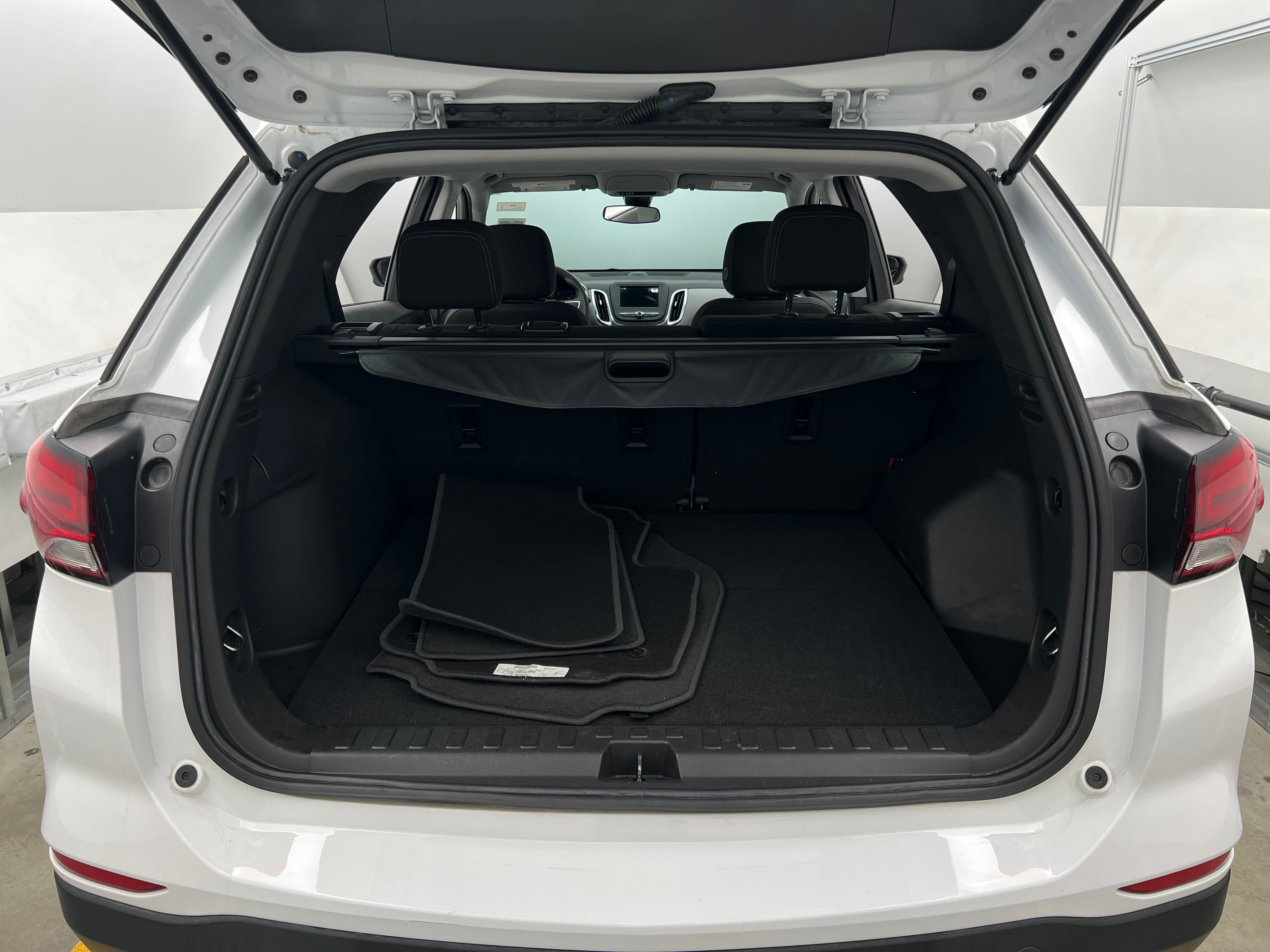 2022 Chevrolet Equinox LS 7