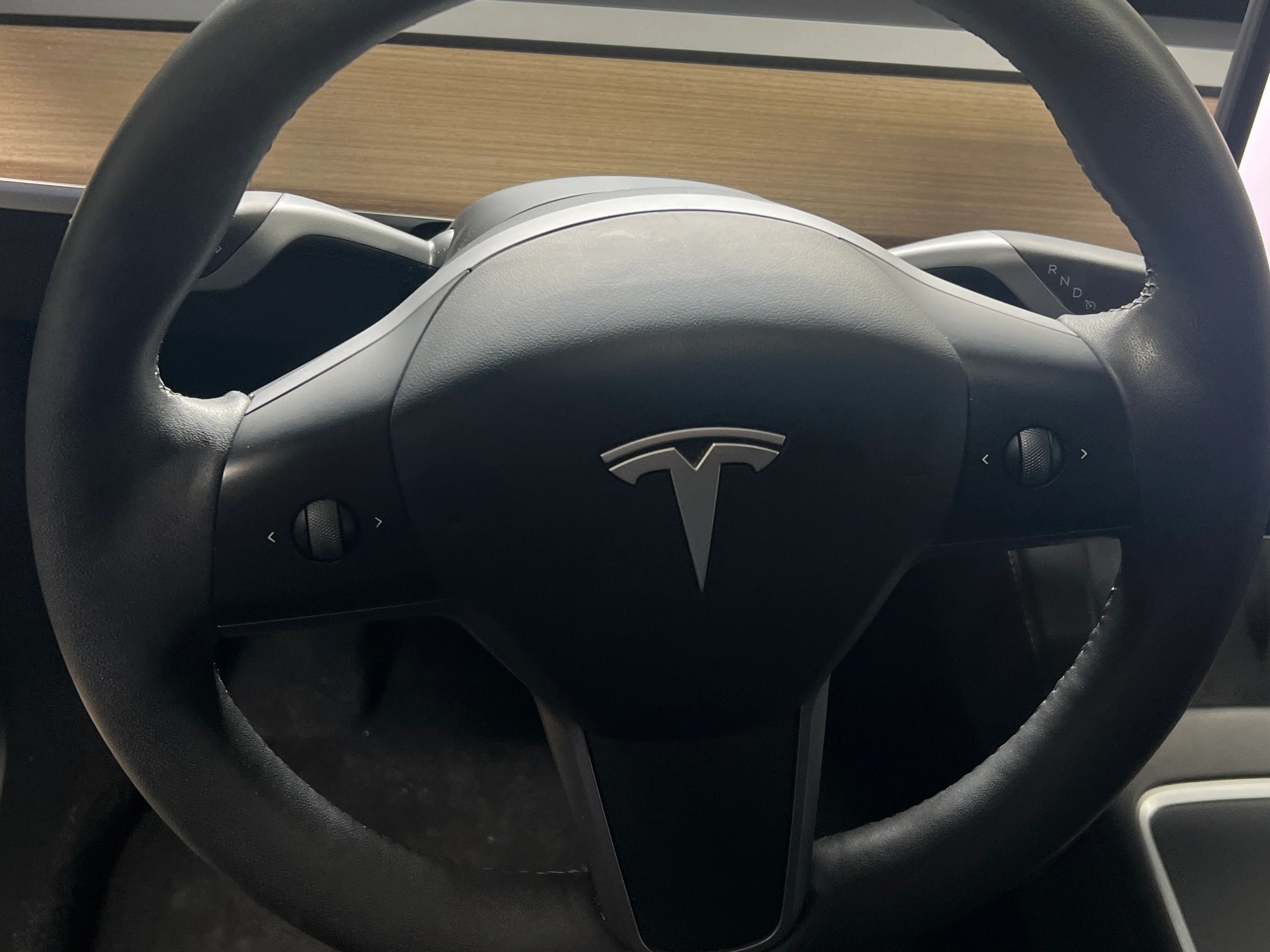 2023 Tesla Model Y Long Range 4