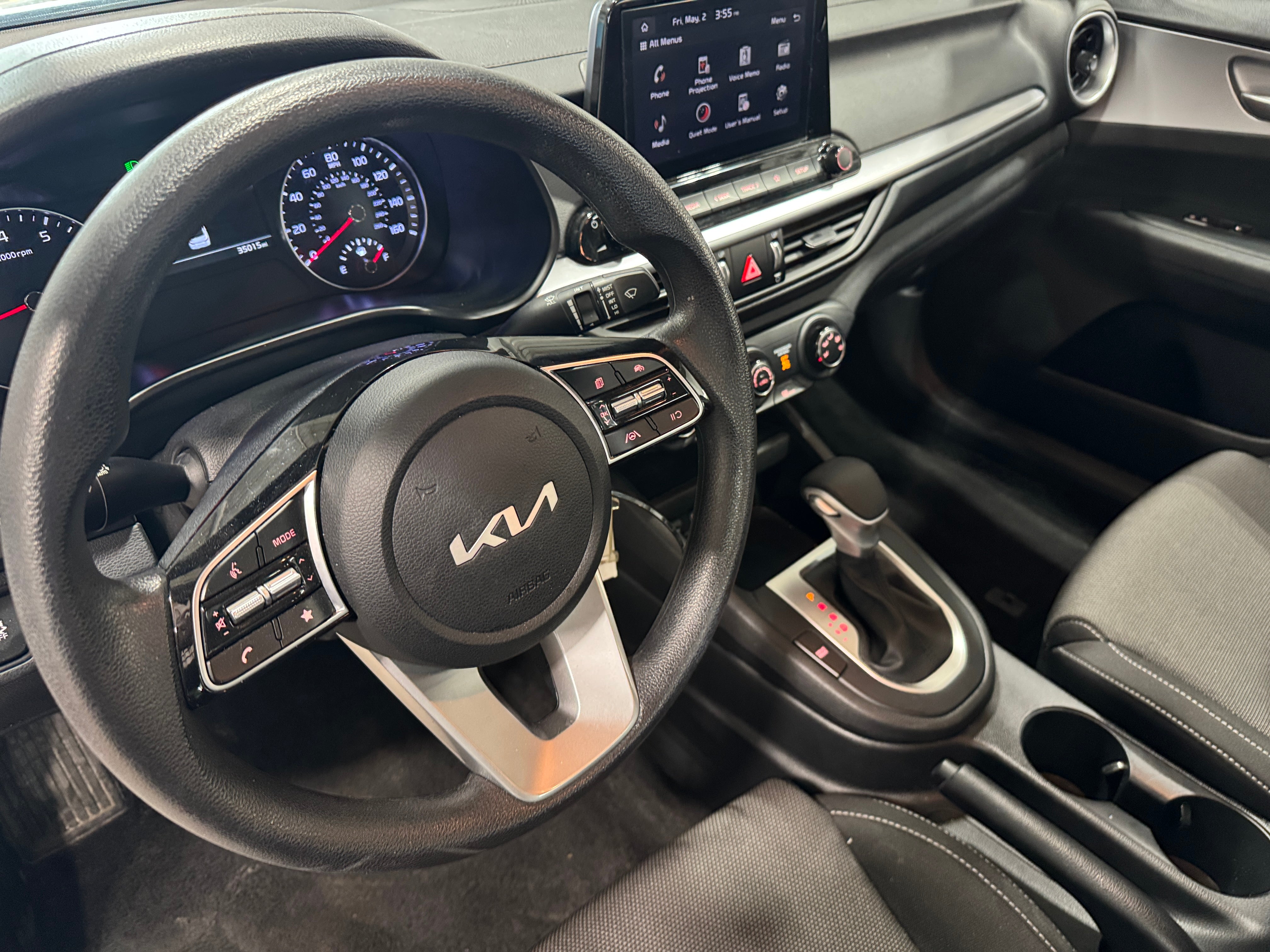 2023 Kia Forte LXS 3