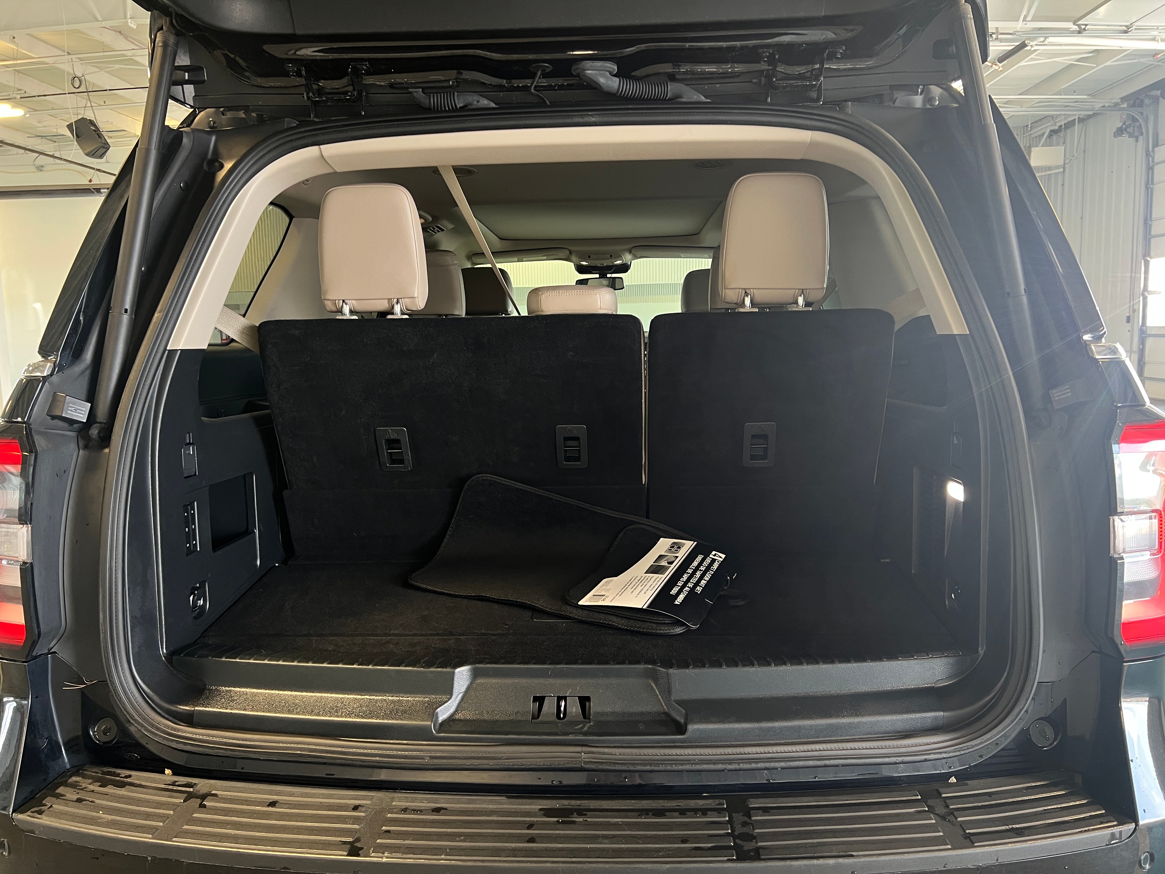 2023 Ford Expedition Limited 6
