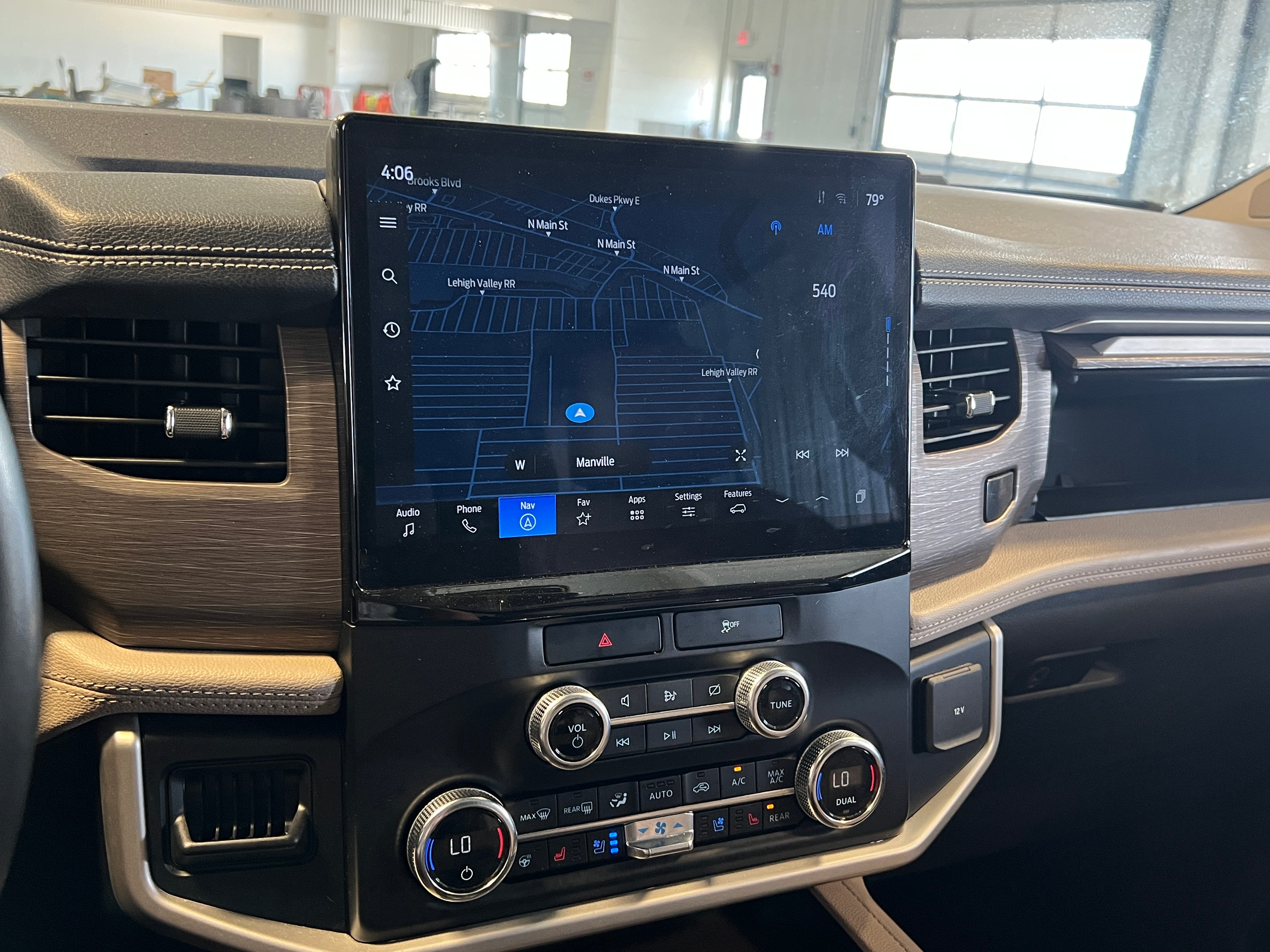 2023 Ford Expedition Limited 3
