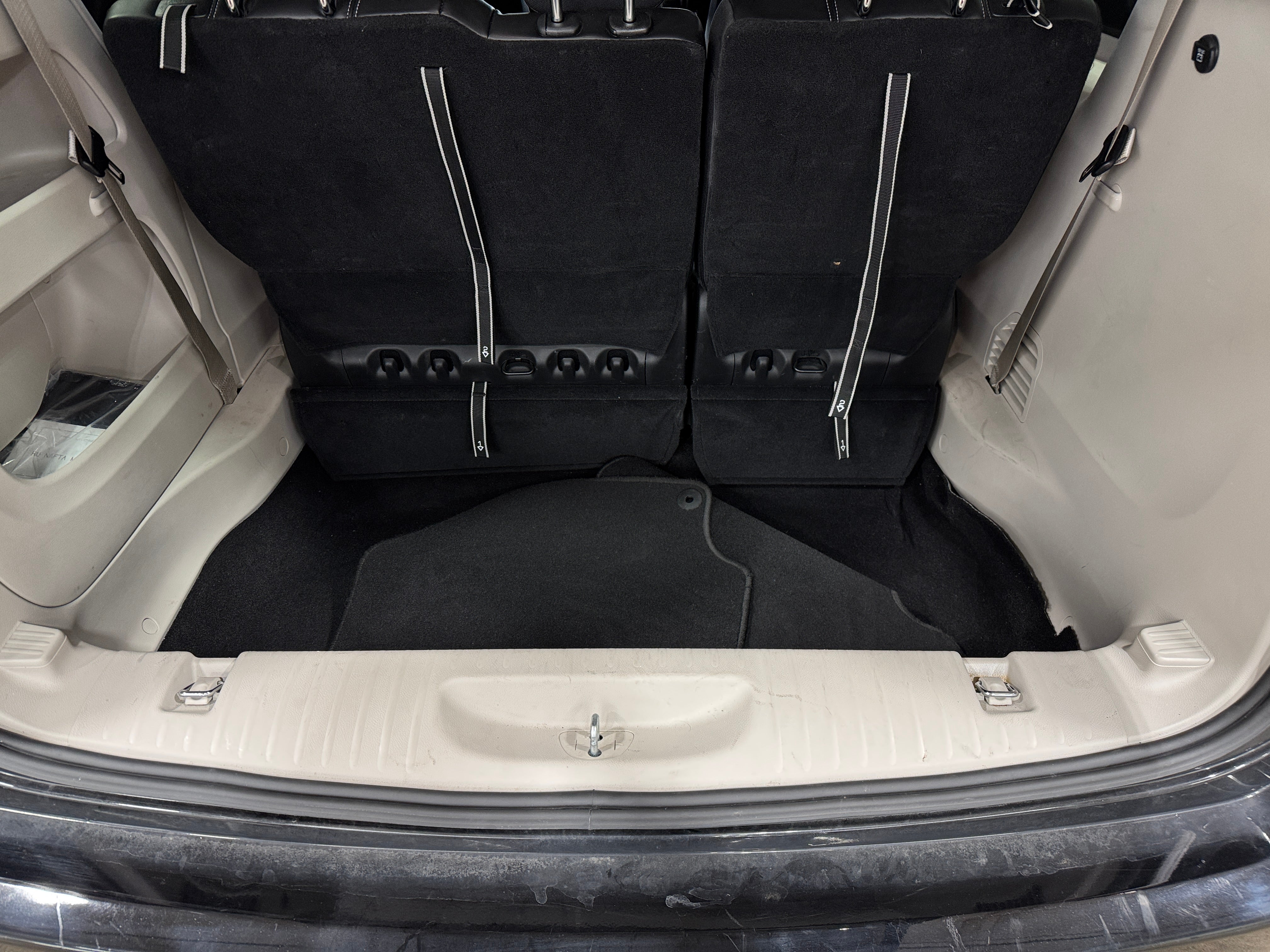 2024 Chrysler Pacifica Touring L 6