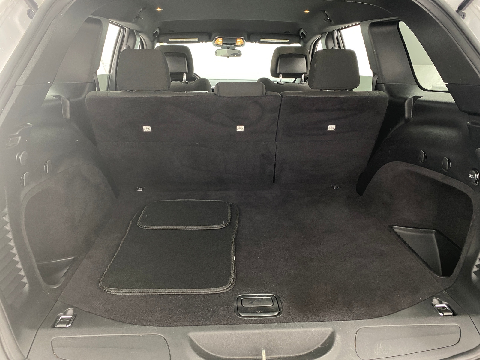 Thumbnail: 2020 Jeep Grand Cherokee - 7