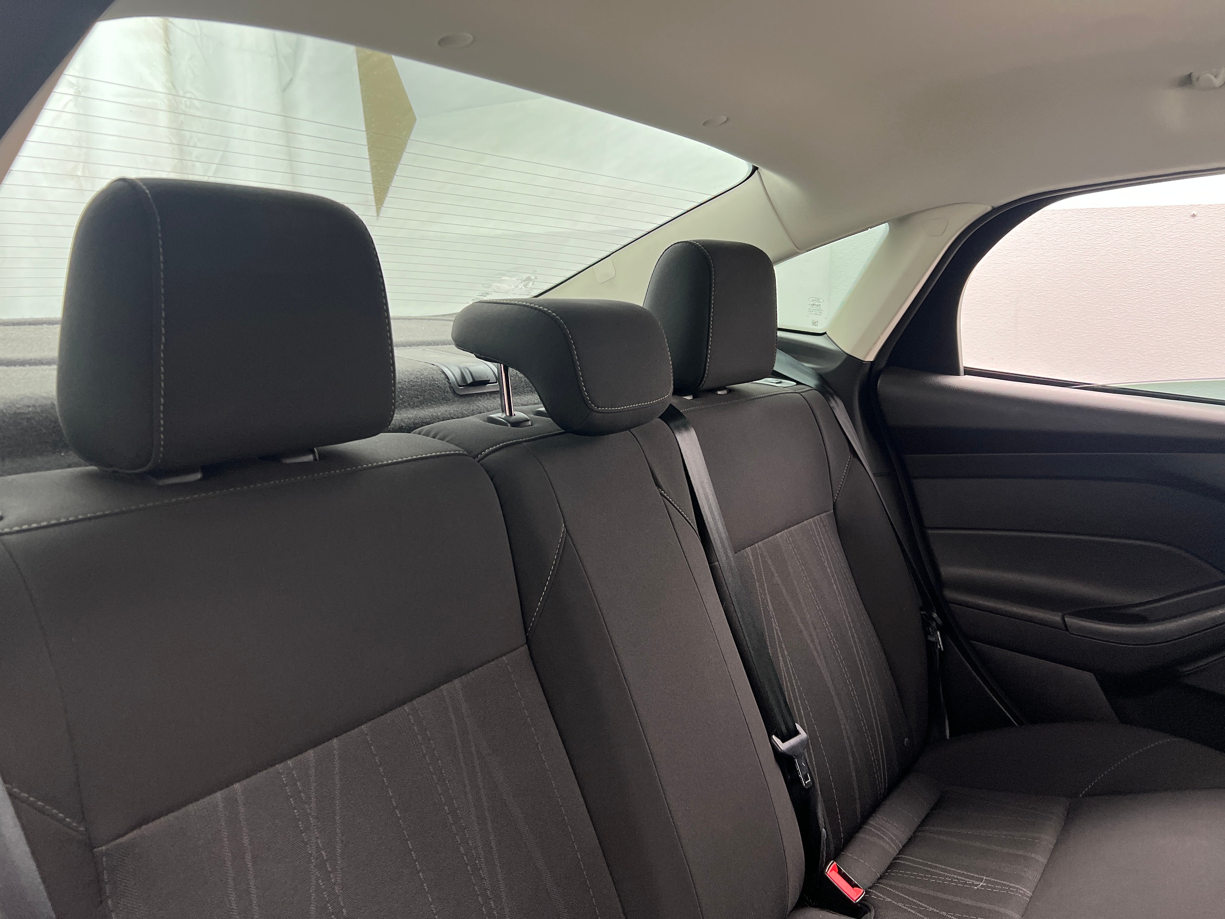2016 Ford Focus SE 6