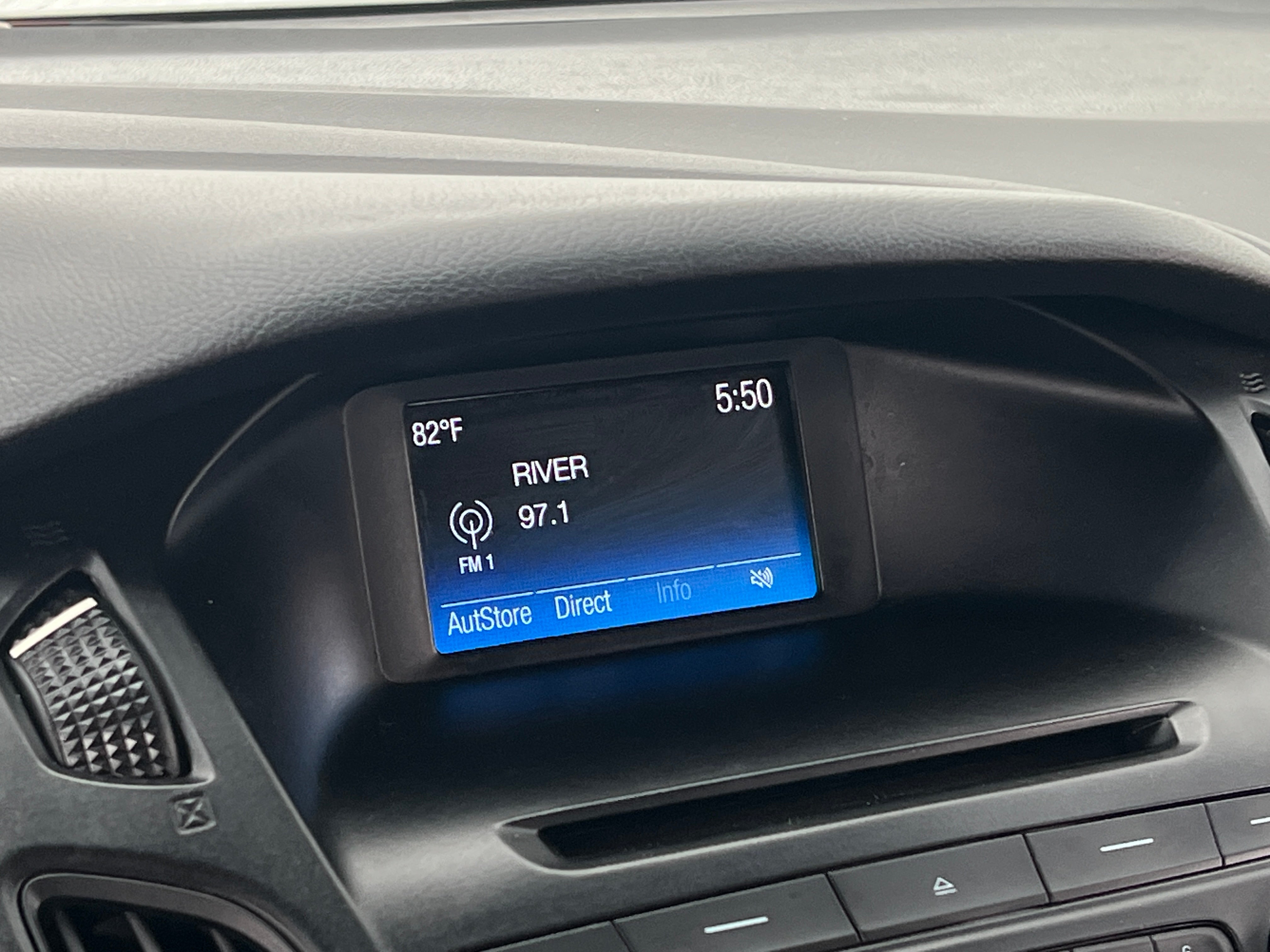 2016 Ford Focus SE 4