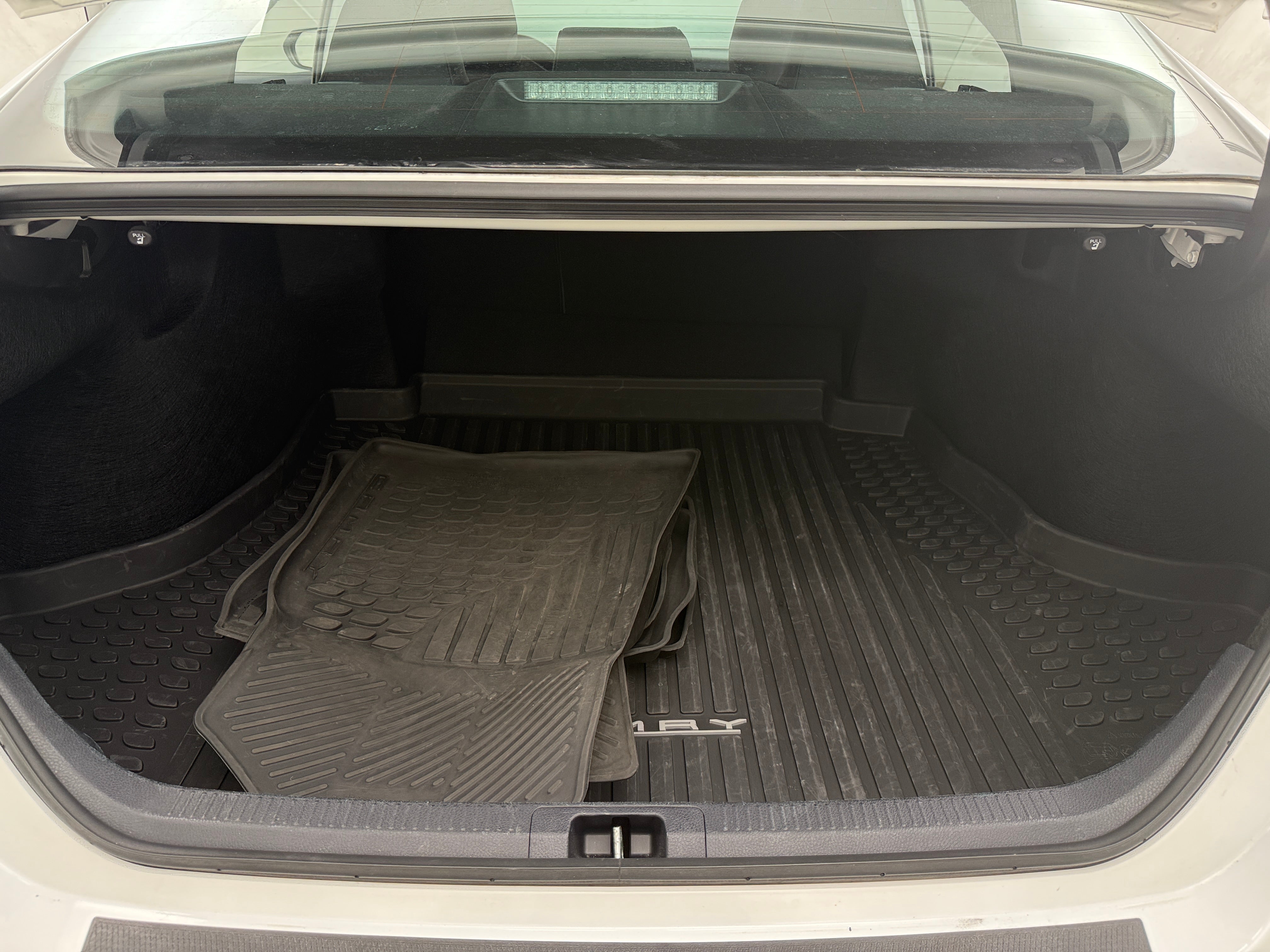2024 Toyota Camry SE 6