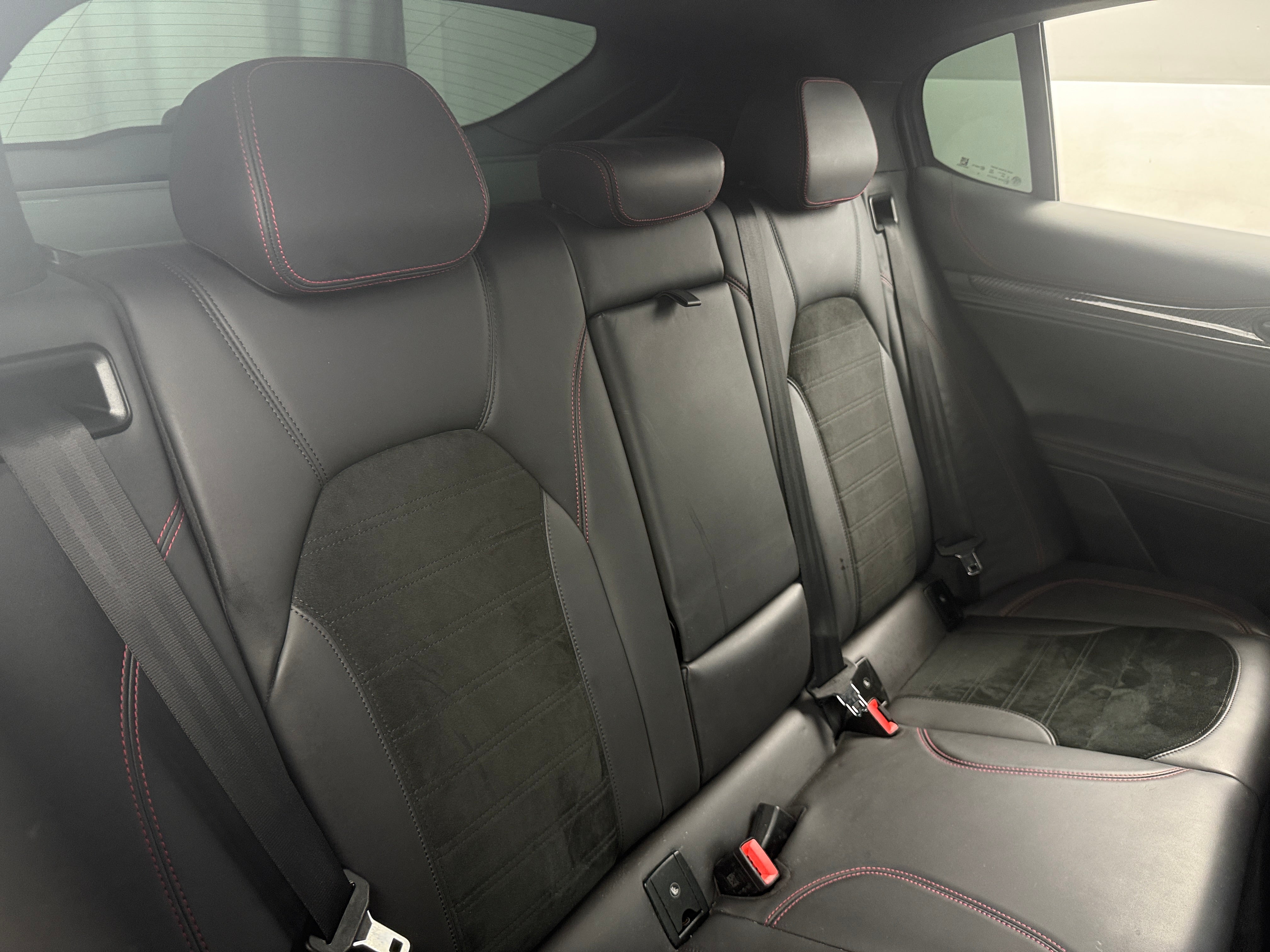 2019 Alfa Romeo Stelvio Quadrifoglio 5