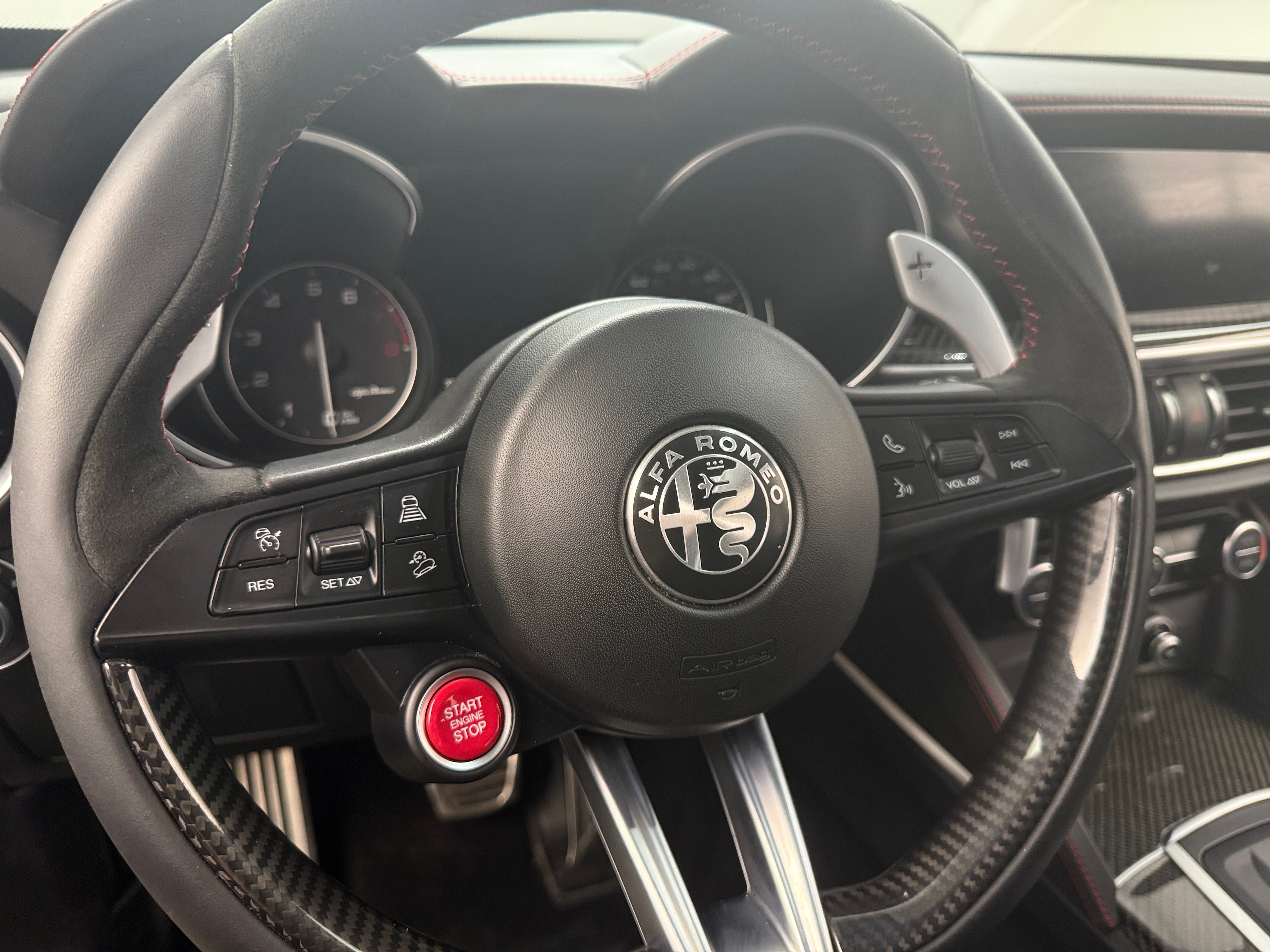 2019 Alfa Romeo Stelvio Quadrifoglio 4