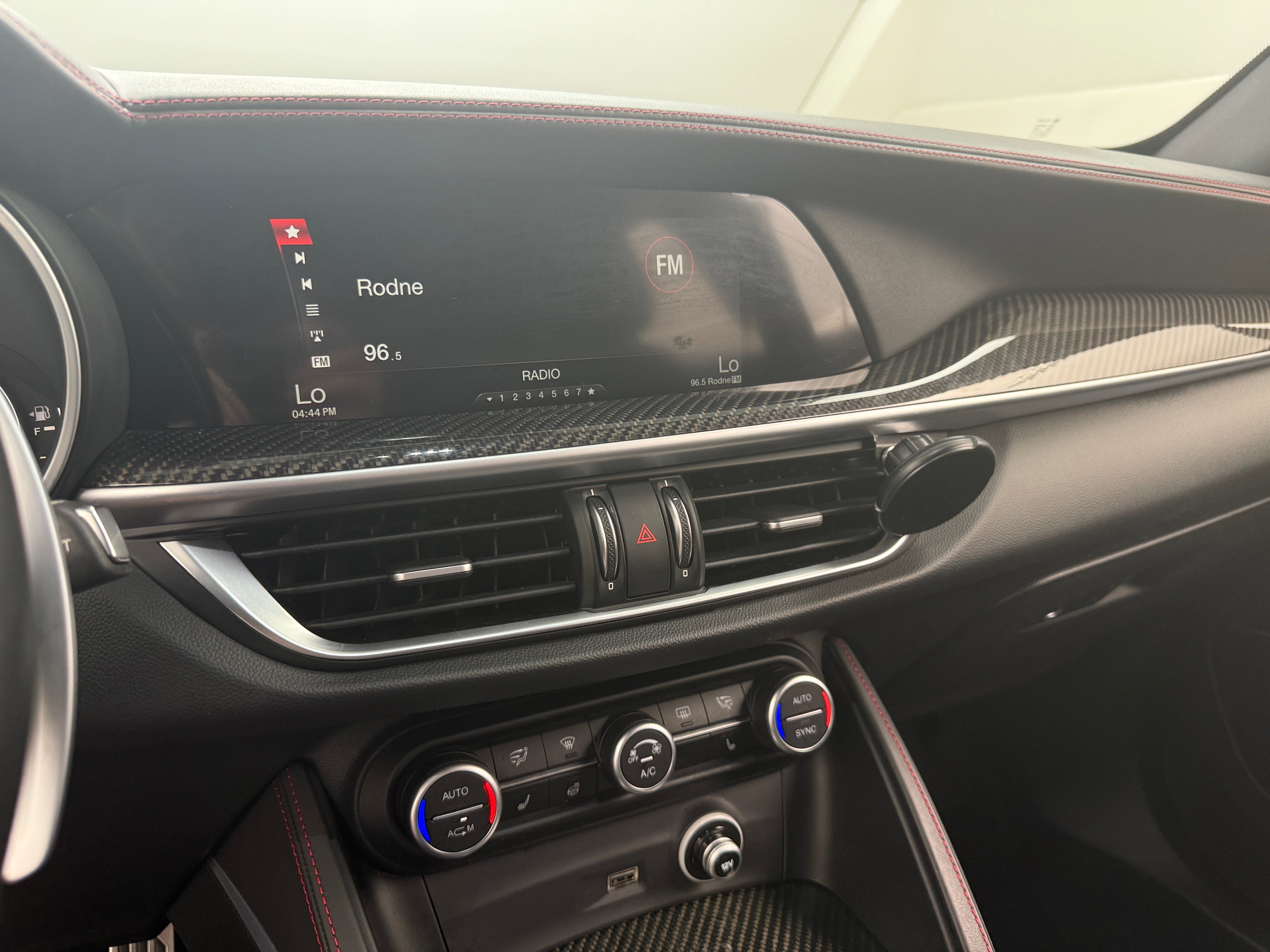 2019 Alfa Romeo Stelvio Quadrifoglio 3