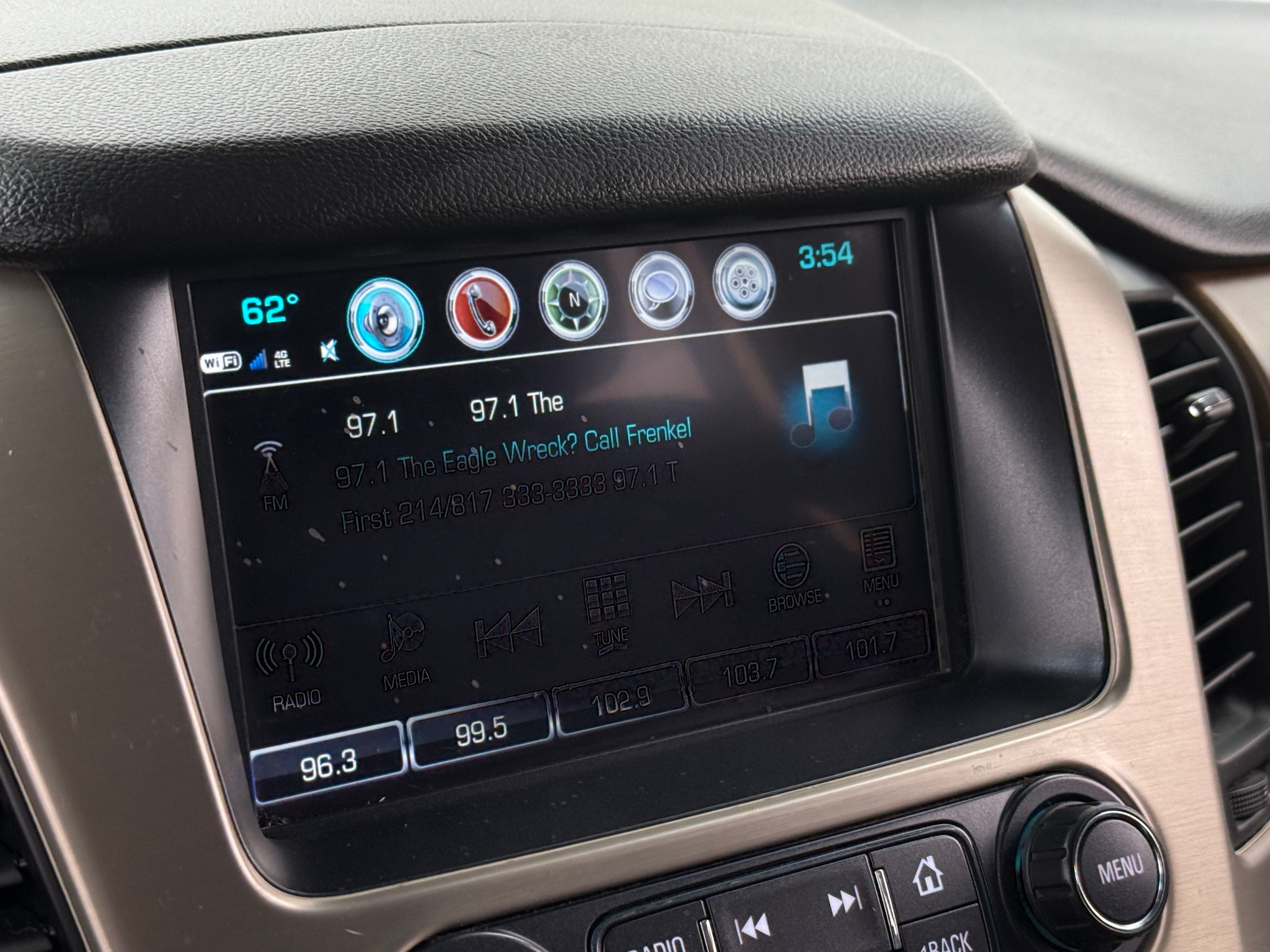 2019 GMC Yukon XL Denali 3