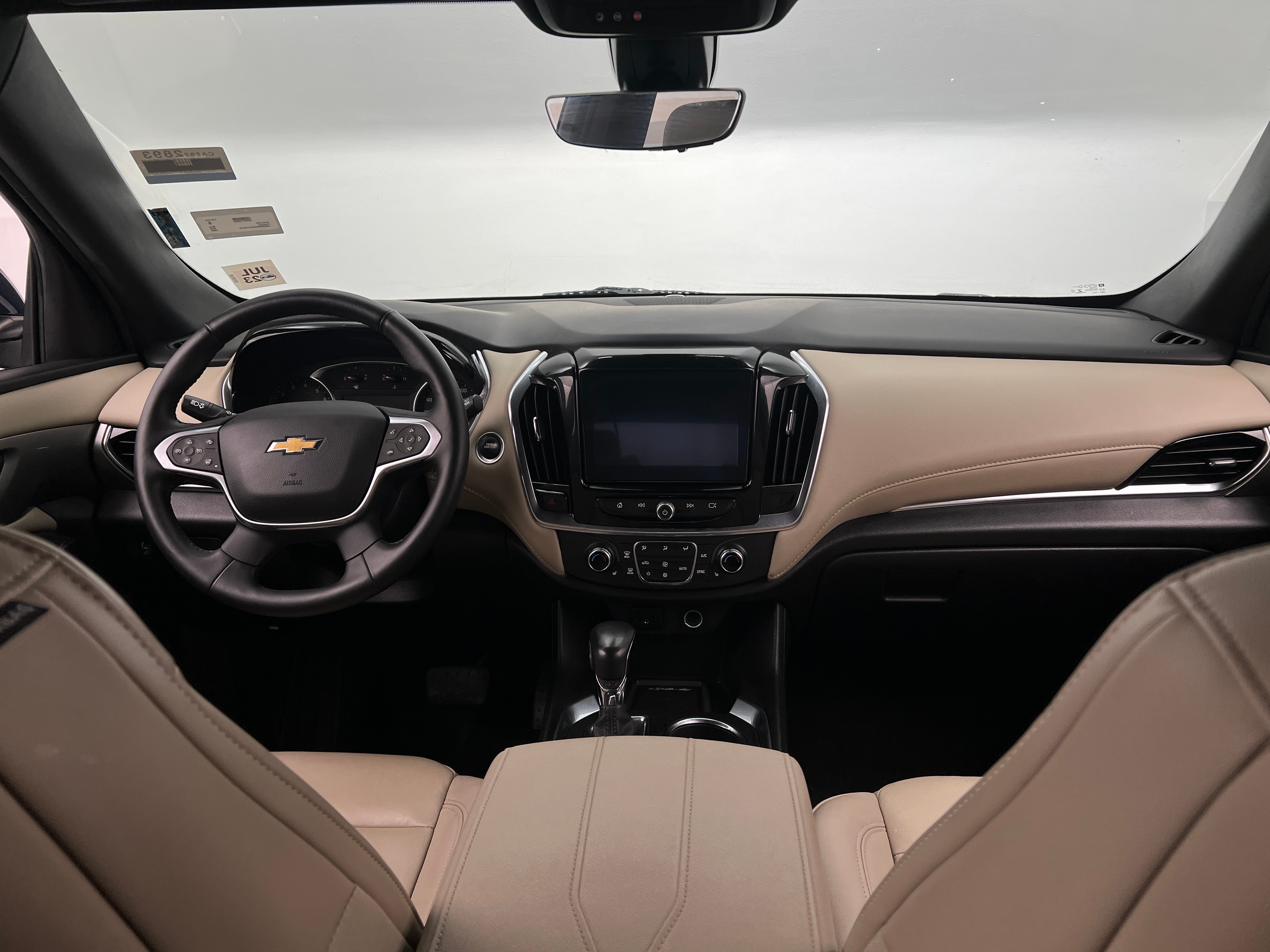 2022 Chevrolet Traverse LT 2